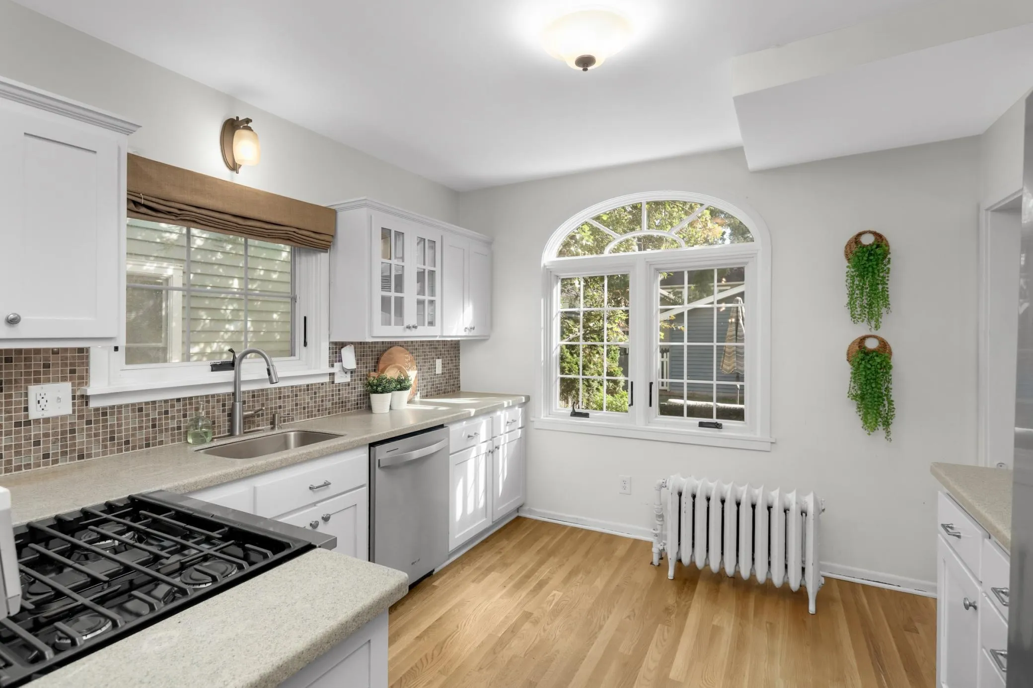 Photo 10 of 2194 Stanford Avenue