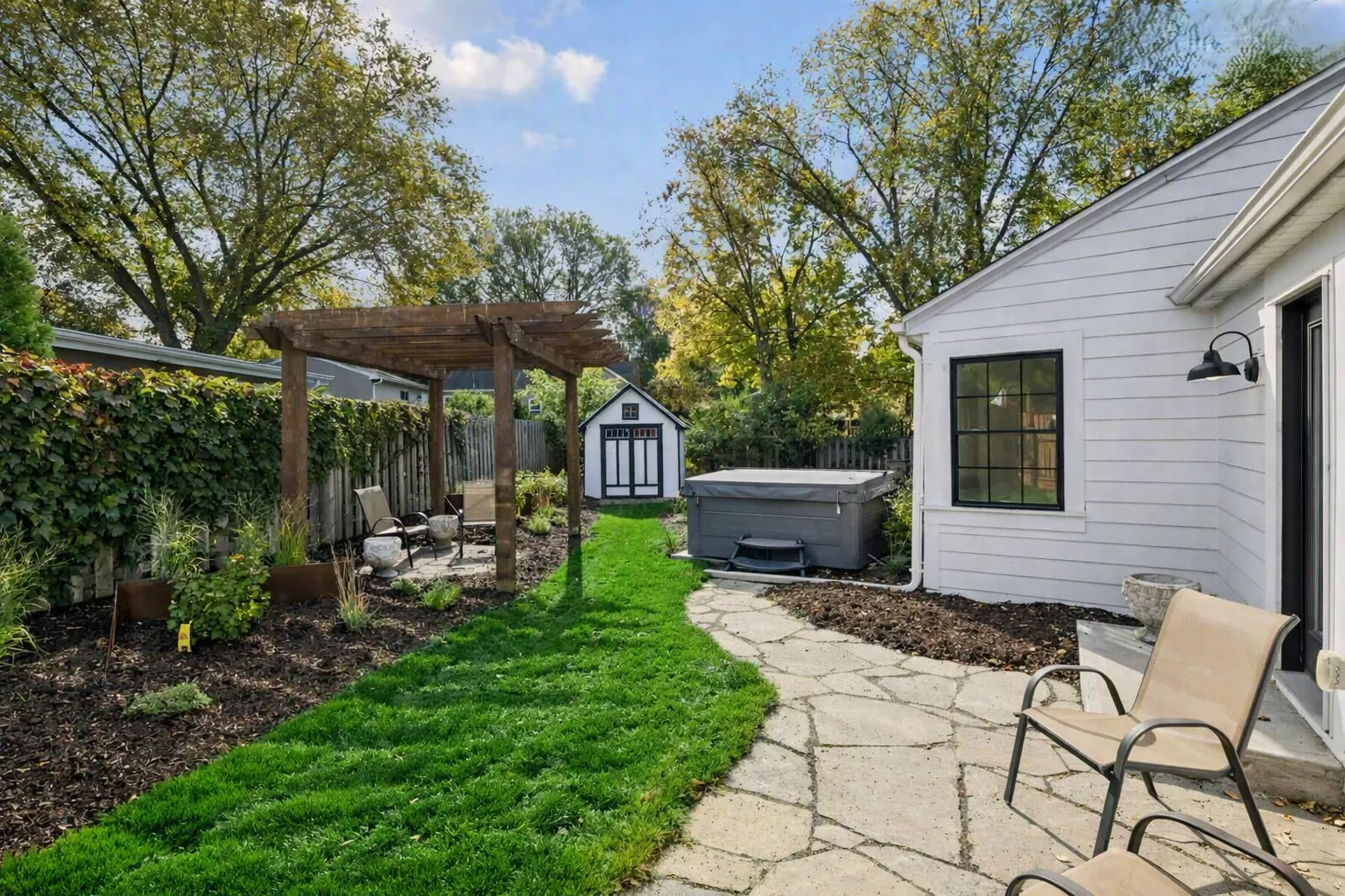 Photo 42 of 3030 Quail N Avenue