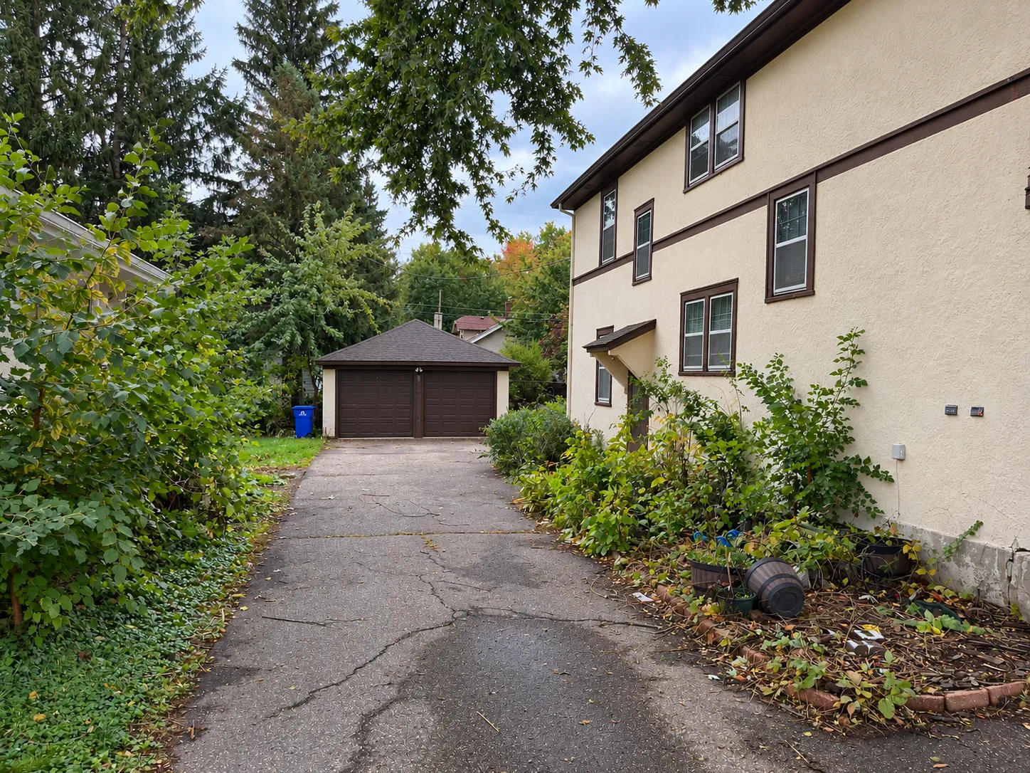 Photo 5 of 1370 Almond Avenue