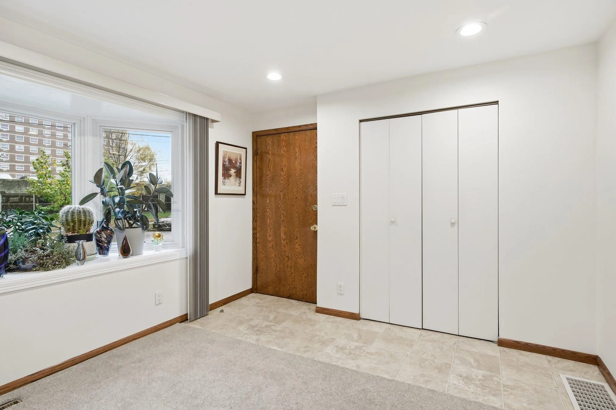 Photo 5 of 2916 S 9th Street
