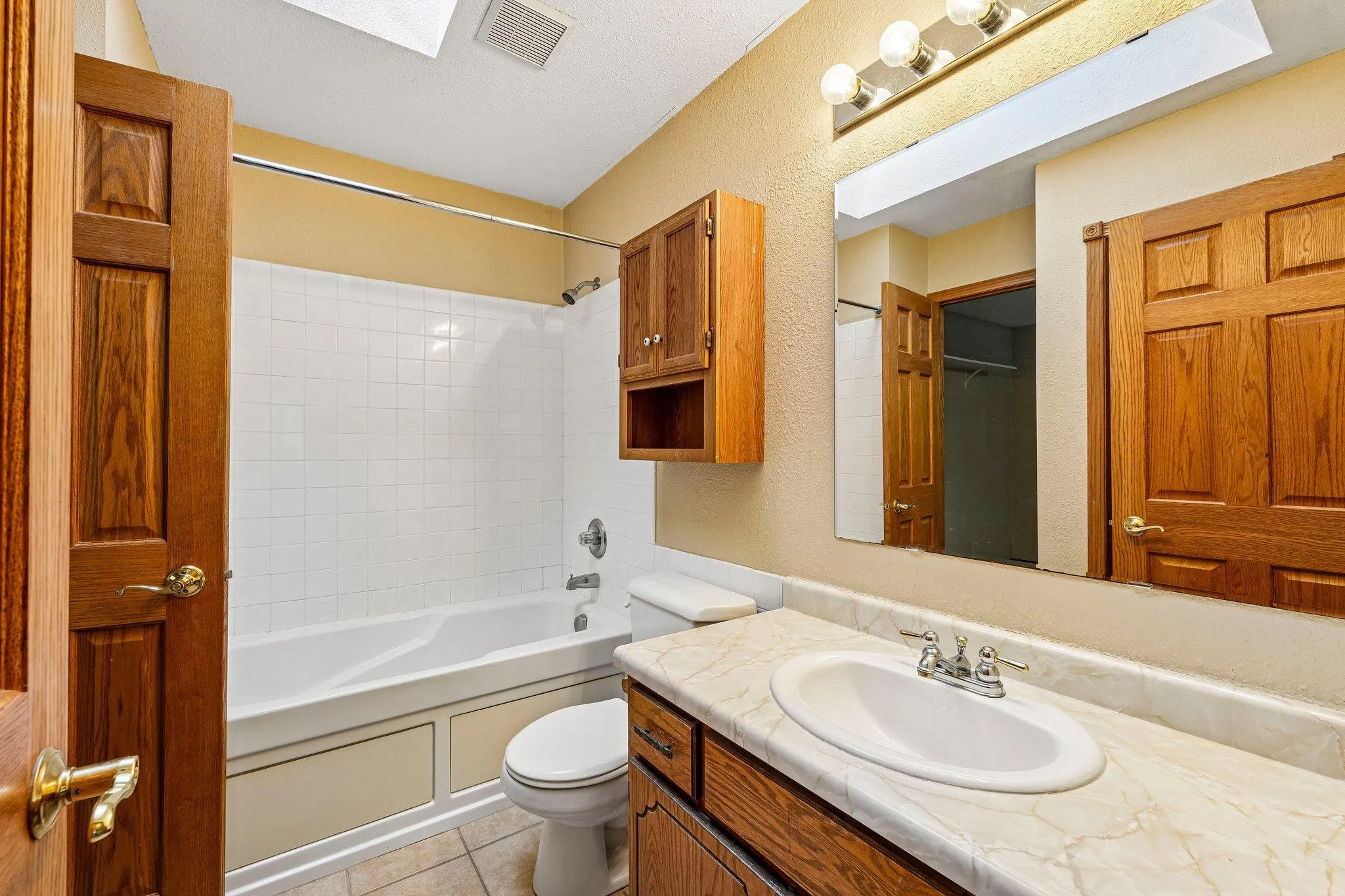 Photo 17 of 2098 64th Street
