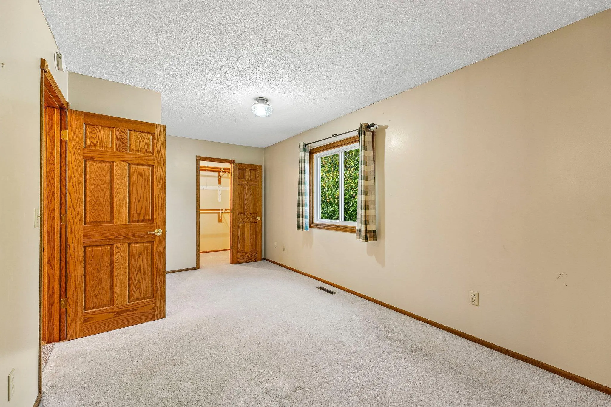 Photo 15 of 2098 64th Street
