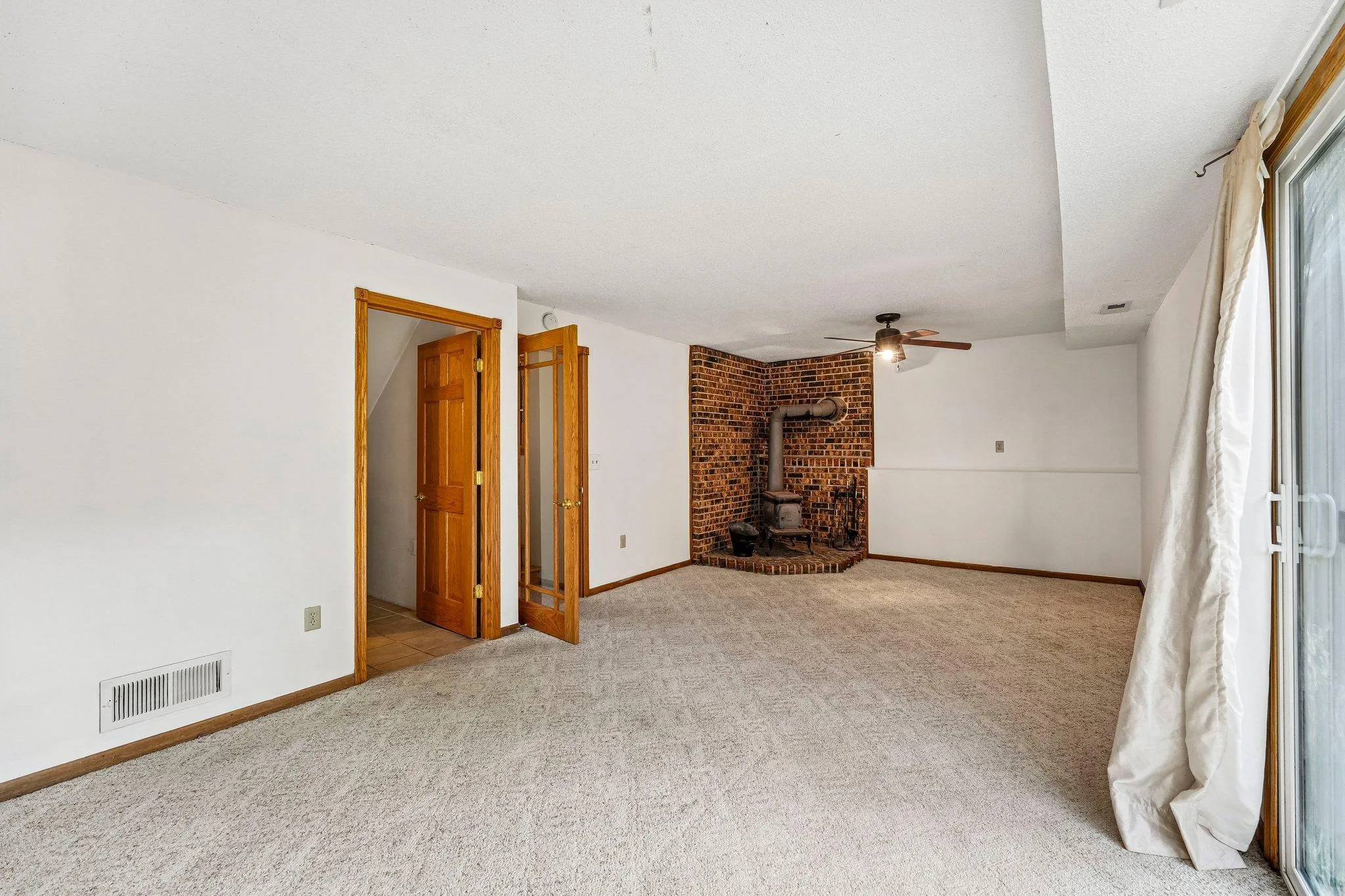 Photo 20 of 2098 64th Street