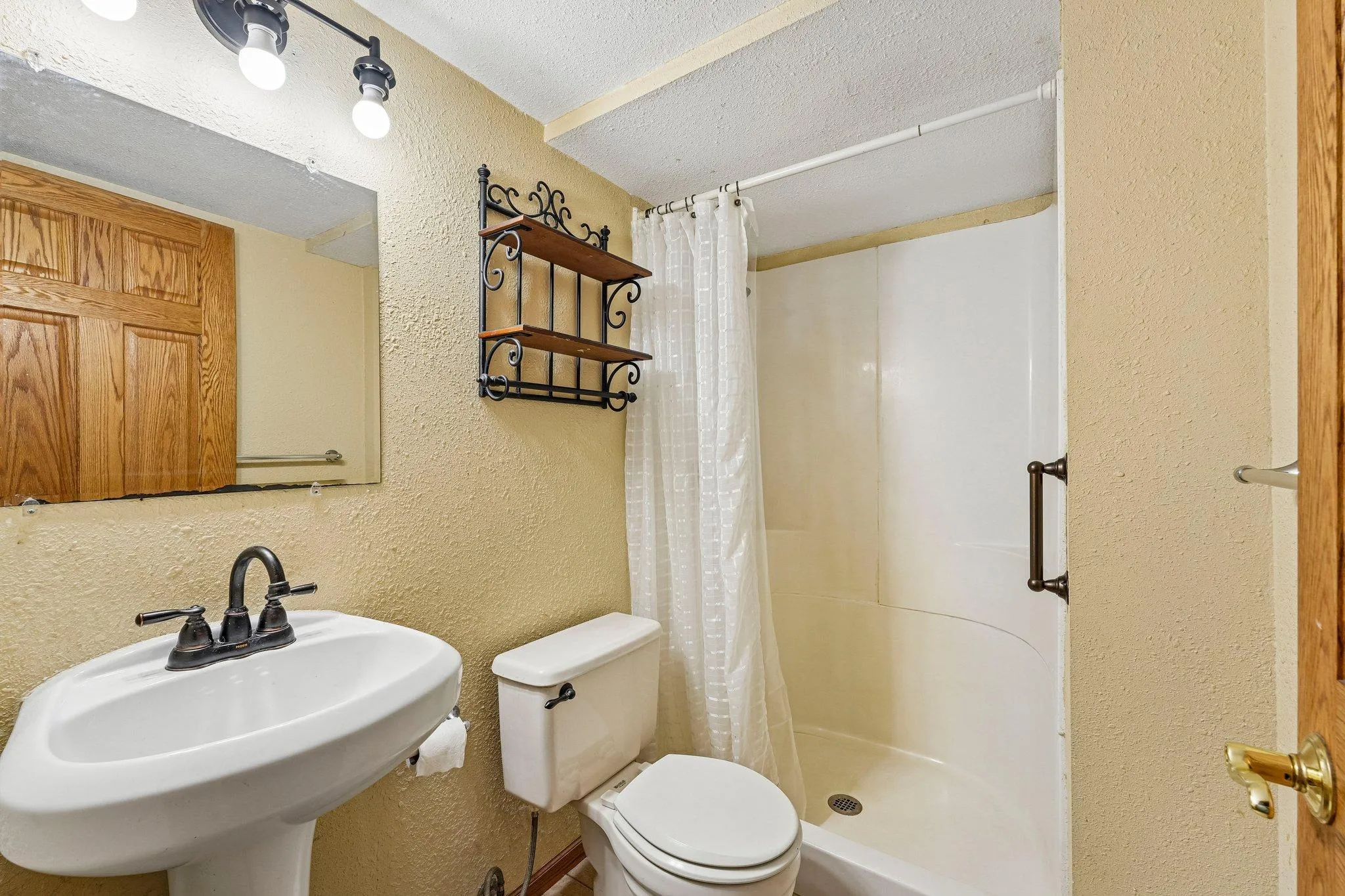 Photo 22 of 2098 64th Street