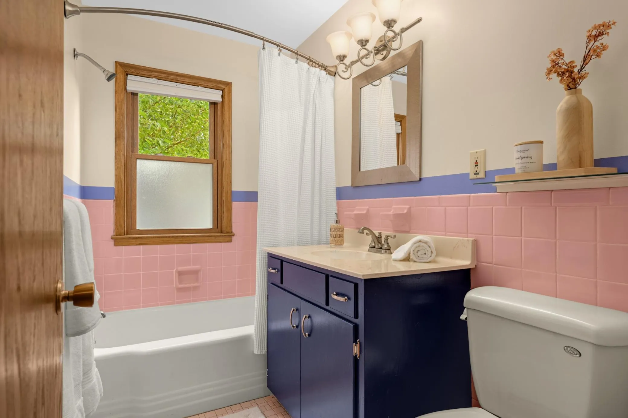 Photo 19 of 2608 W 102nd Street