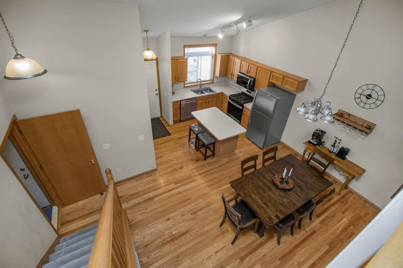 Photo 6 of 636 35th W Street
