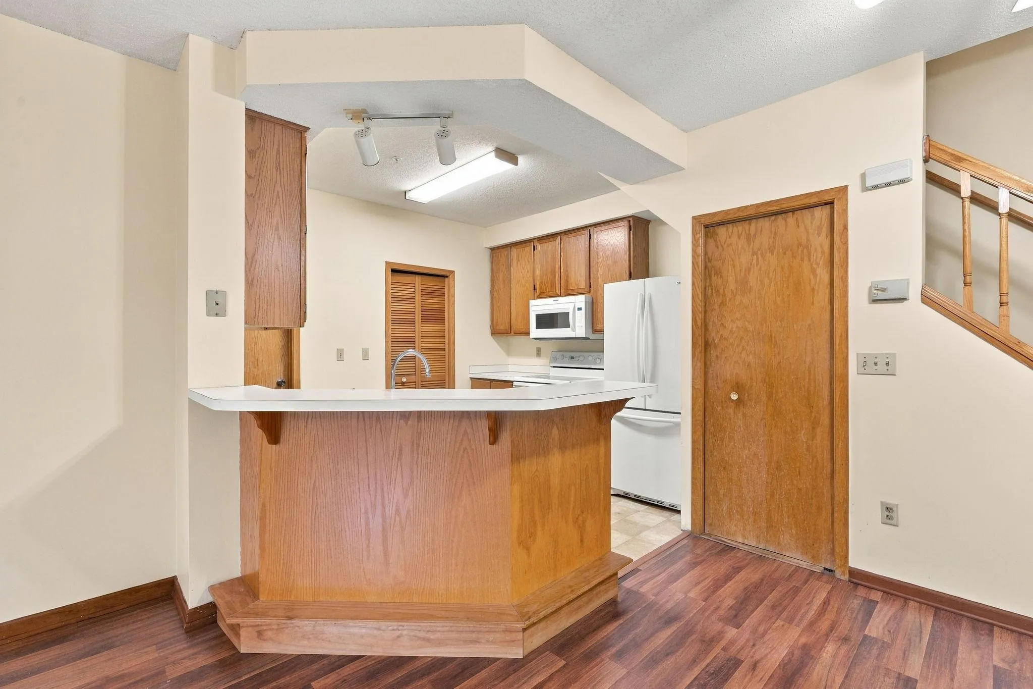Photo 8 of 2255 Ranchview N Lane Unit 23