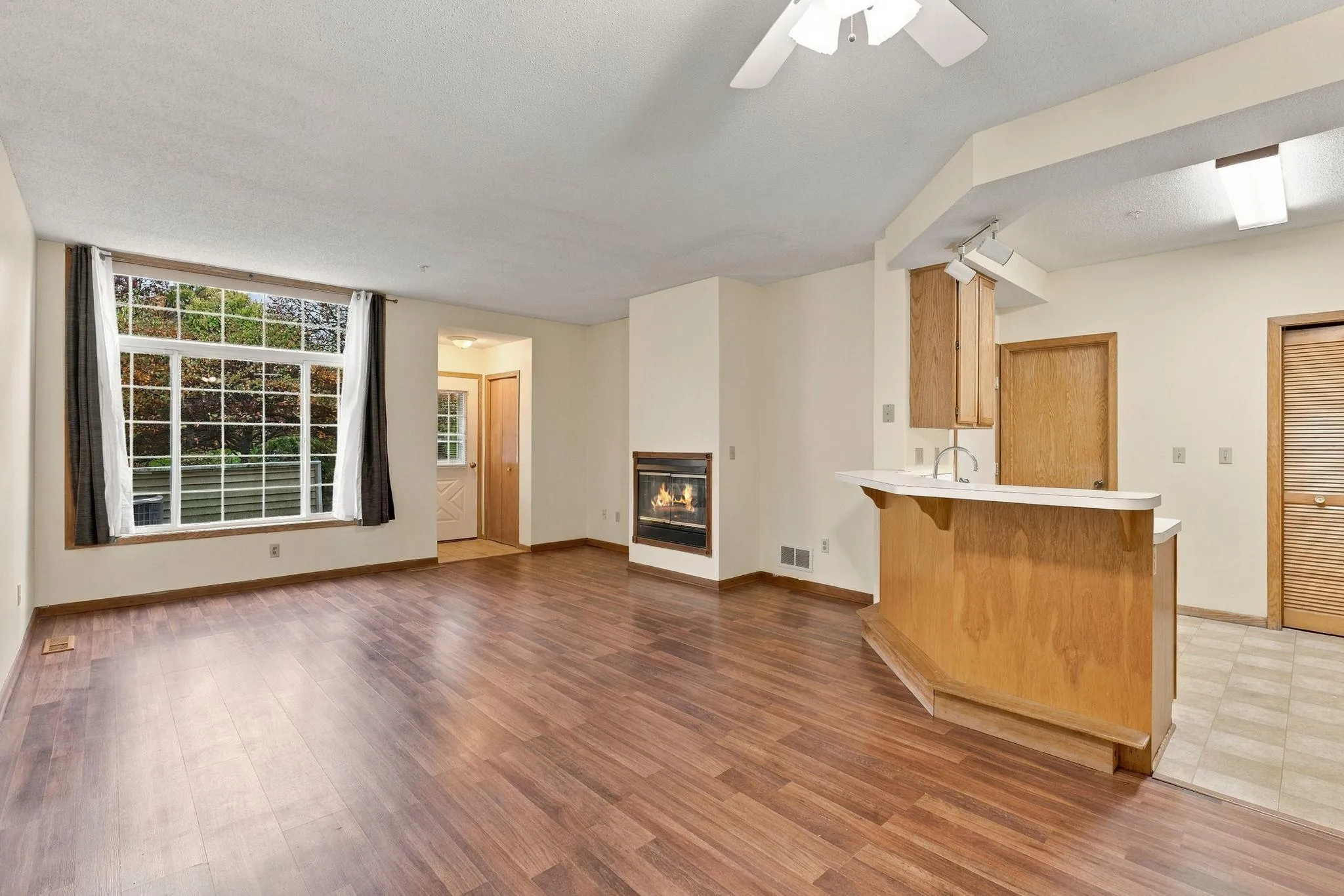 Photo 6 of 2255 Ranchview N Lane Unit 23