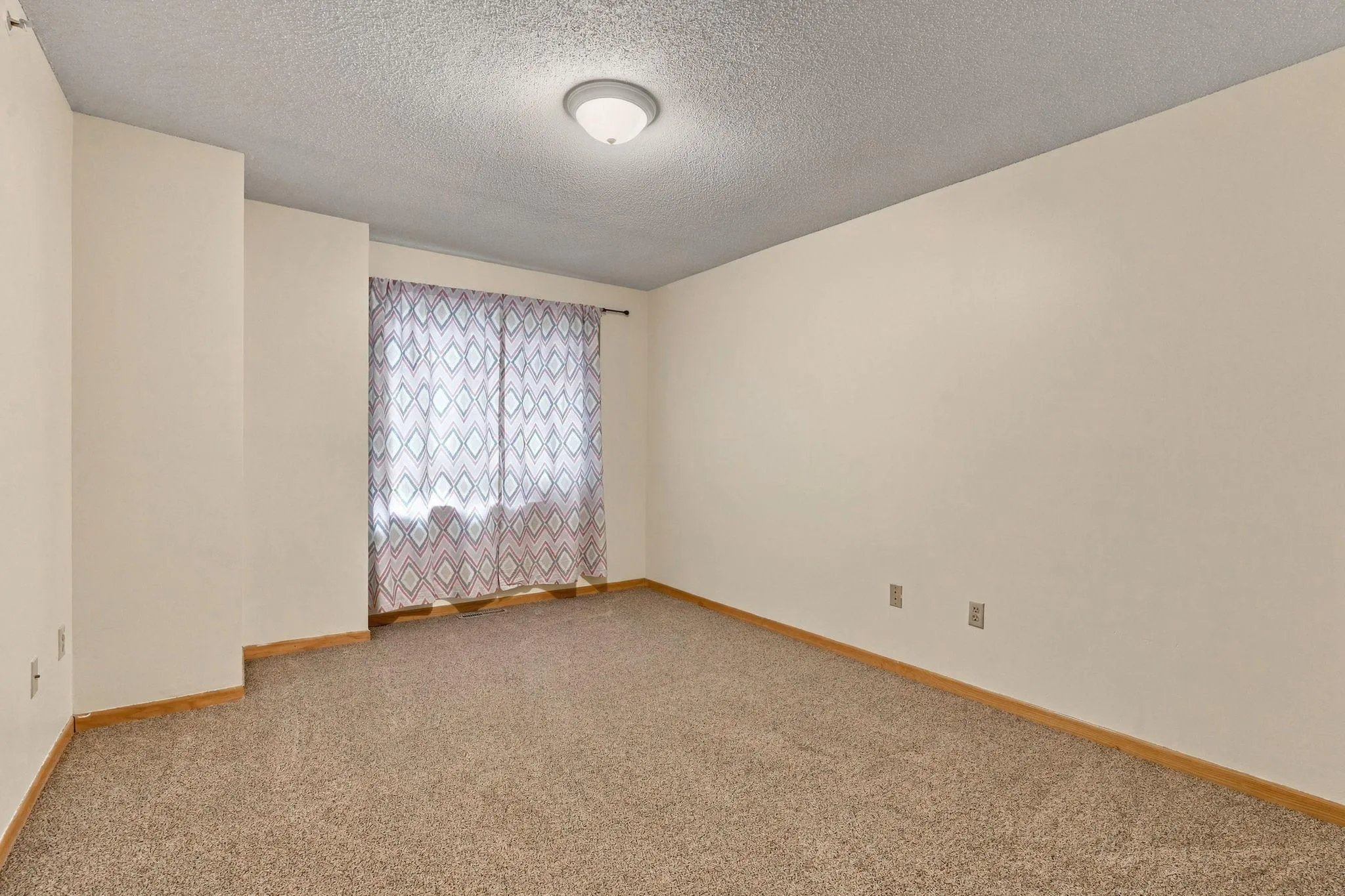 Photo 17 of 2255 Ranchview N Lane Unit 23