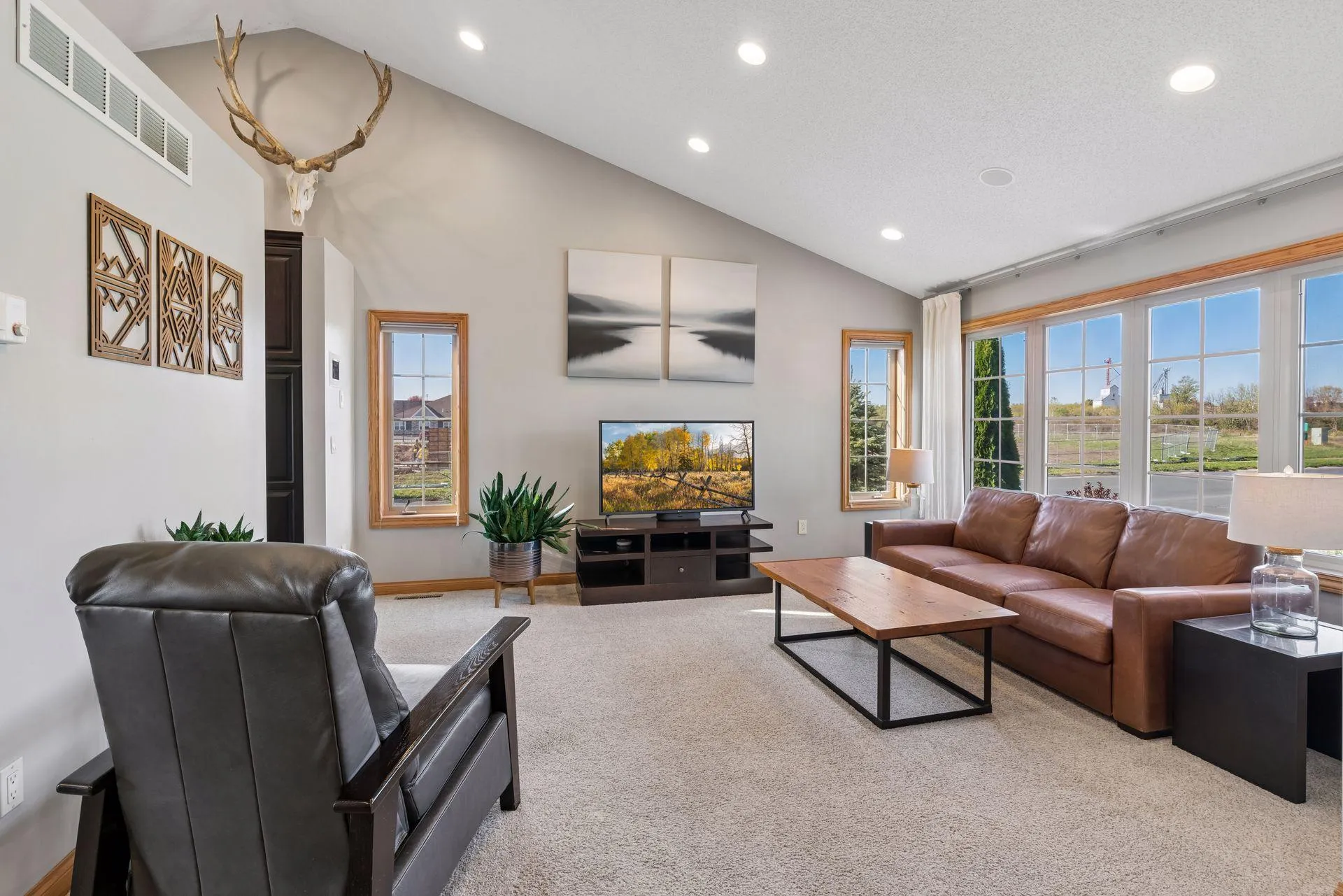 Photo 7 of 14880 Brenner Court