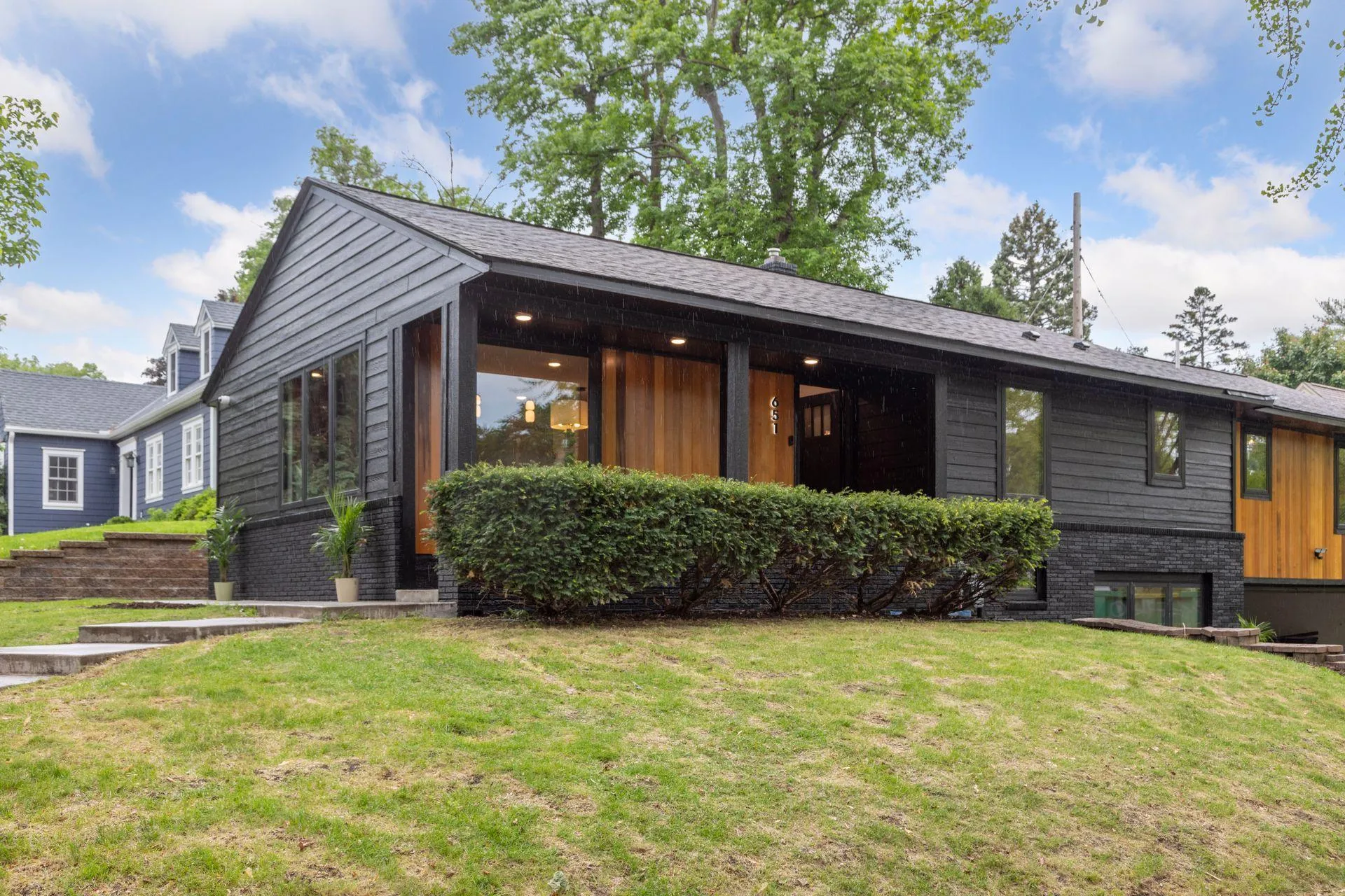 651 Sue Place