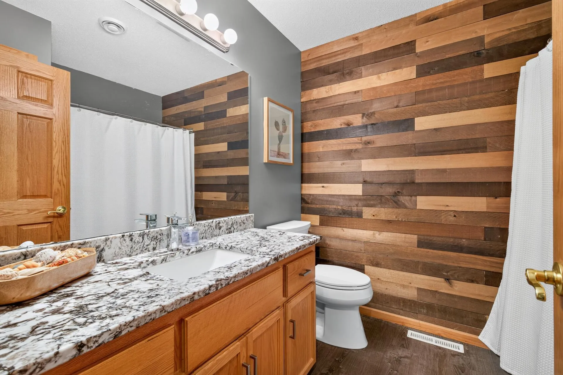 Photo 19 of 20518 Enfield N Circle