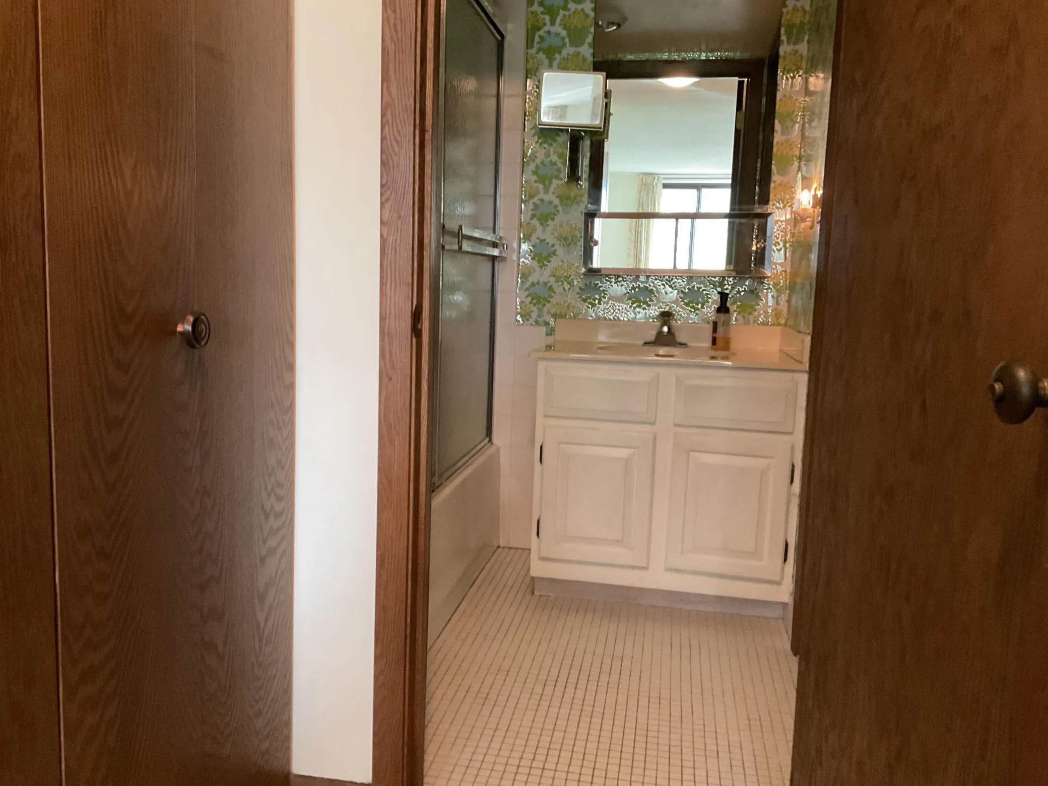 Photo 14 of 7200 York S Avenue Unit 101