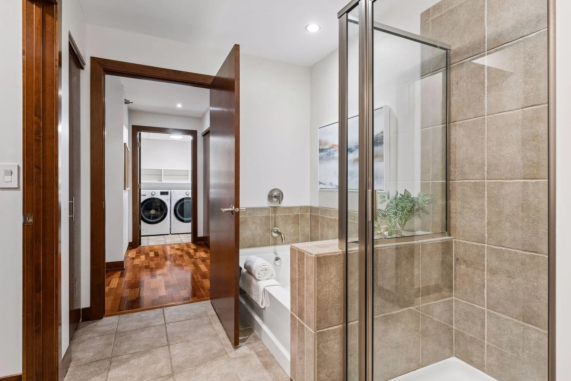Photo 19 of 317 Groveland Avenue Unit 116