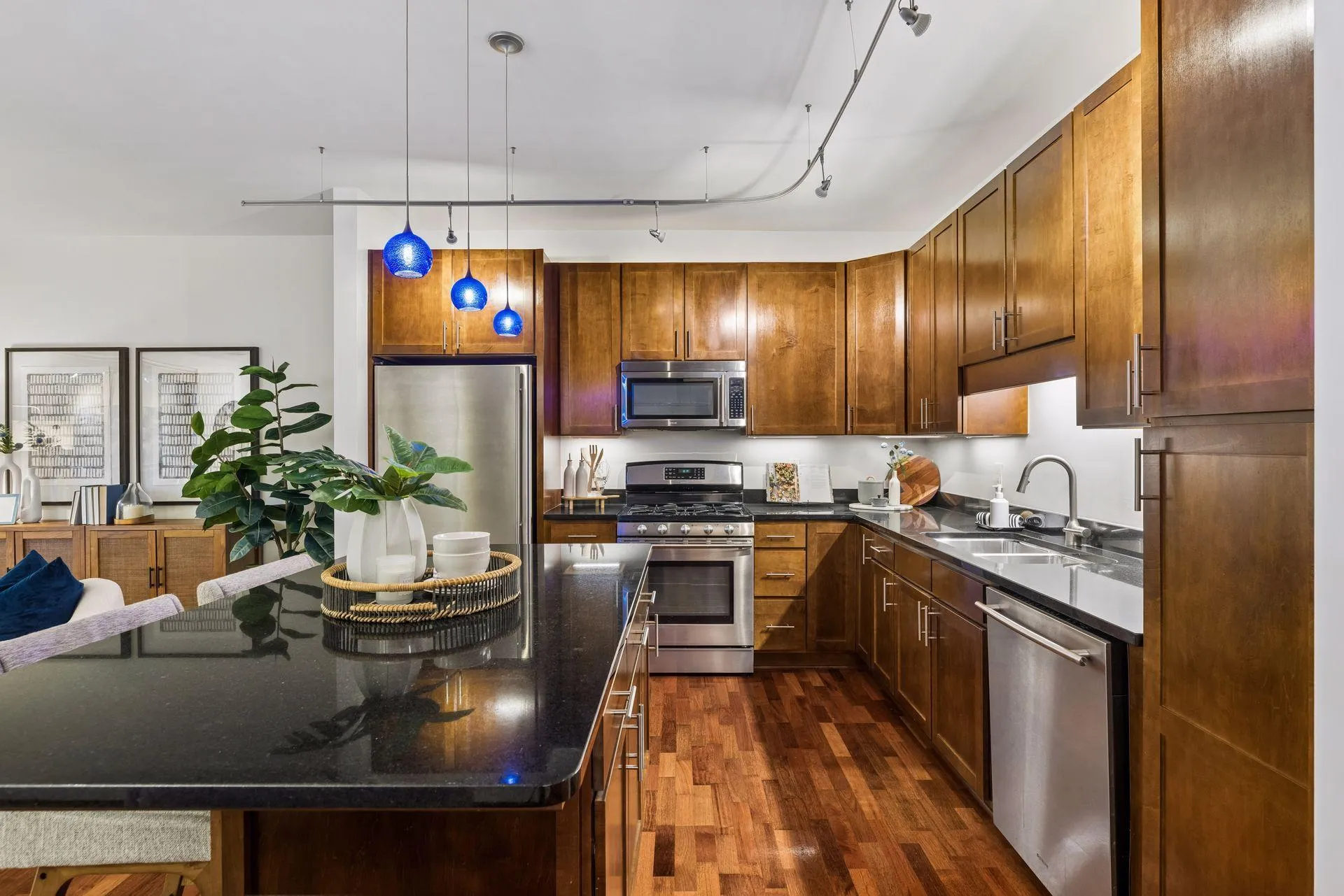 Photo 4 of 317 Groveland Avenue Unit 116