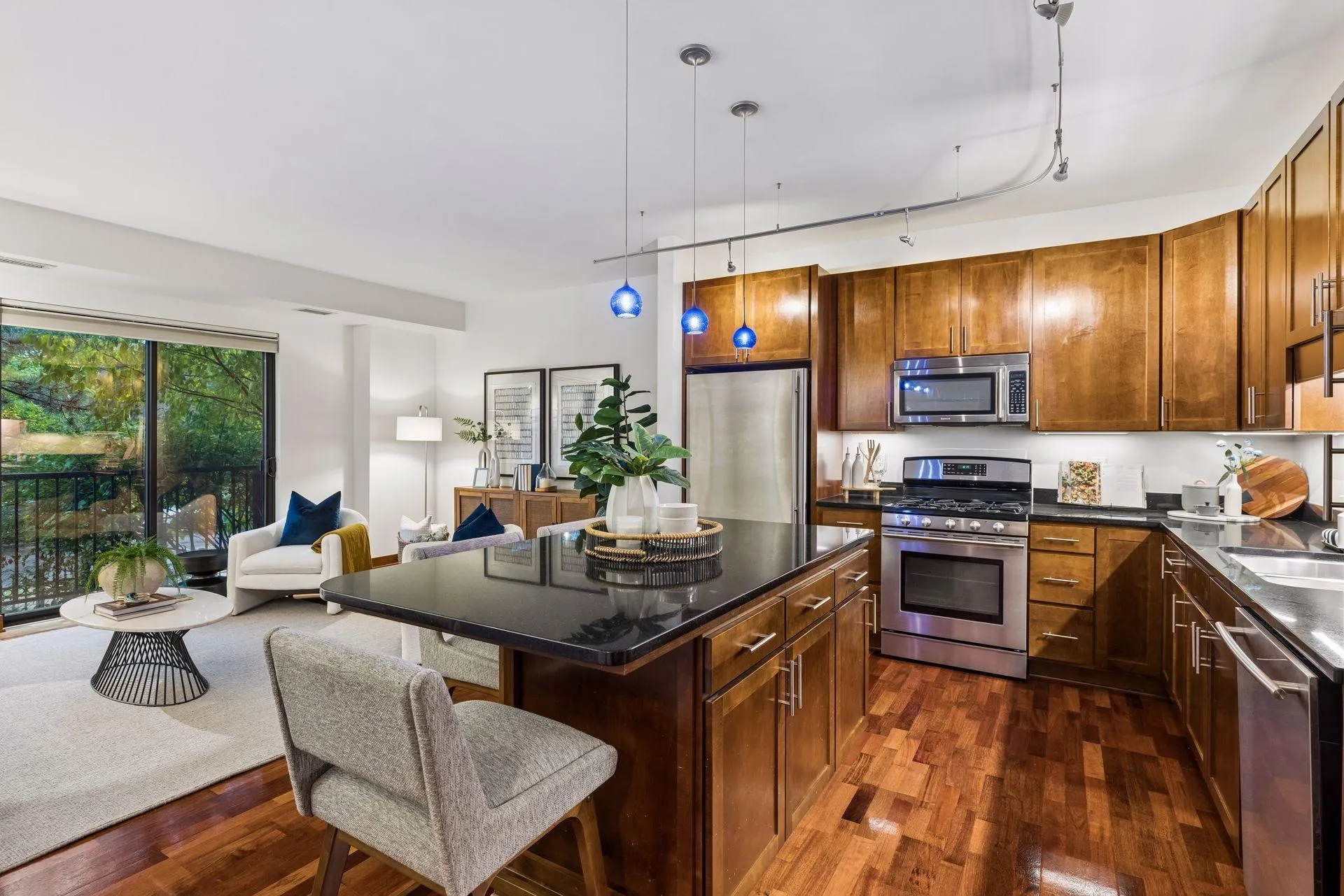 Photo 3 of 317 Groveland Avenue Unit 116
