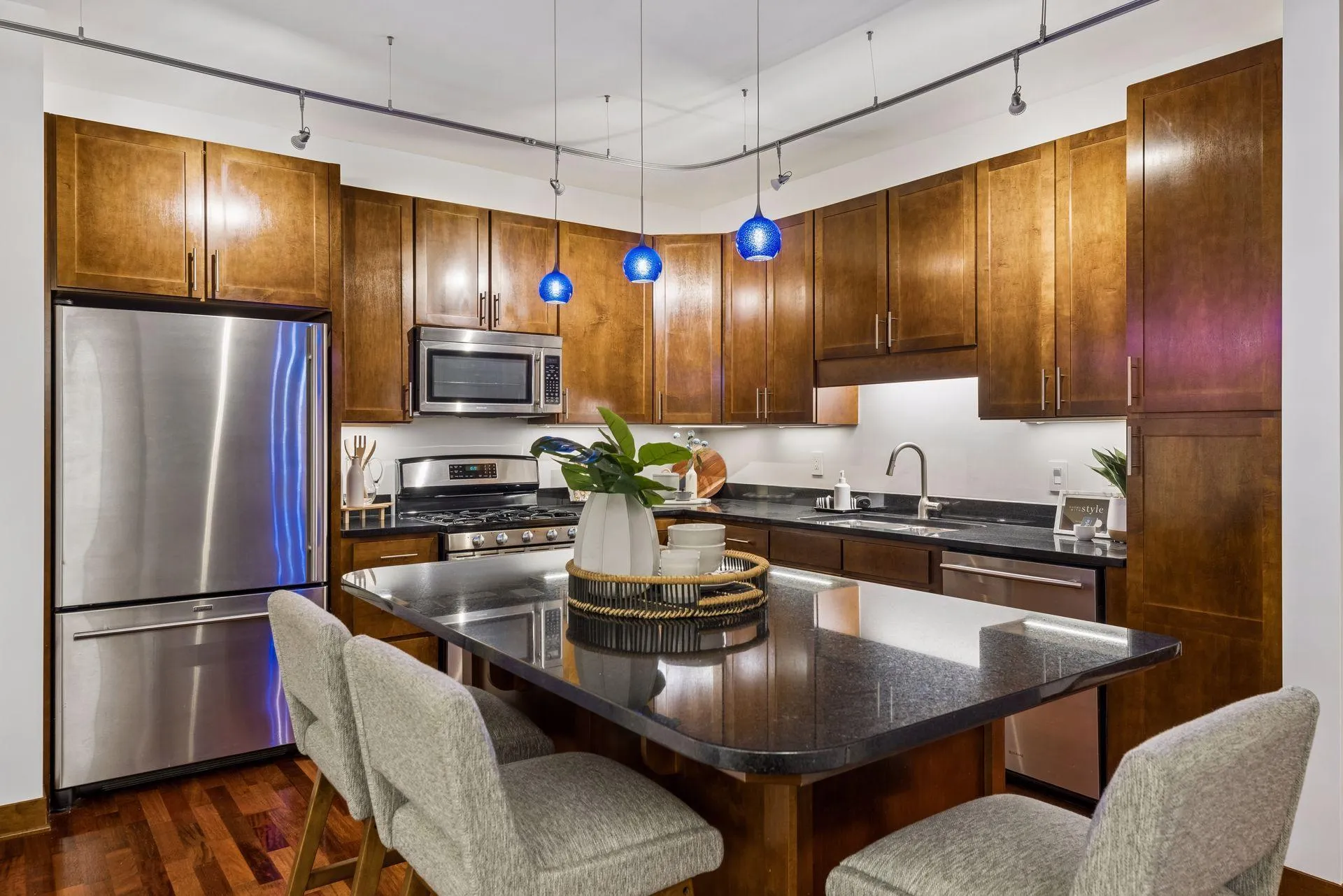 Photo 6 of 317 Groveland Avenue Unit 116