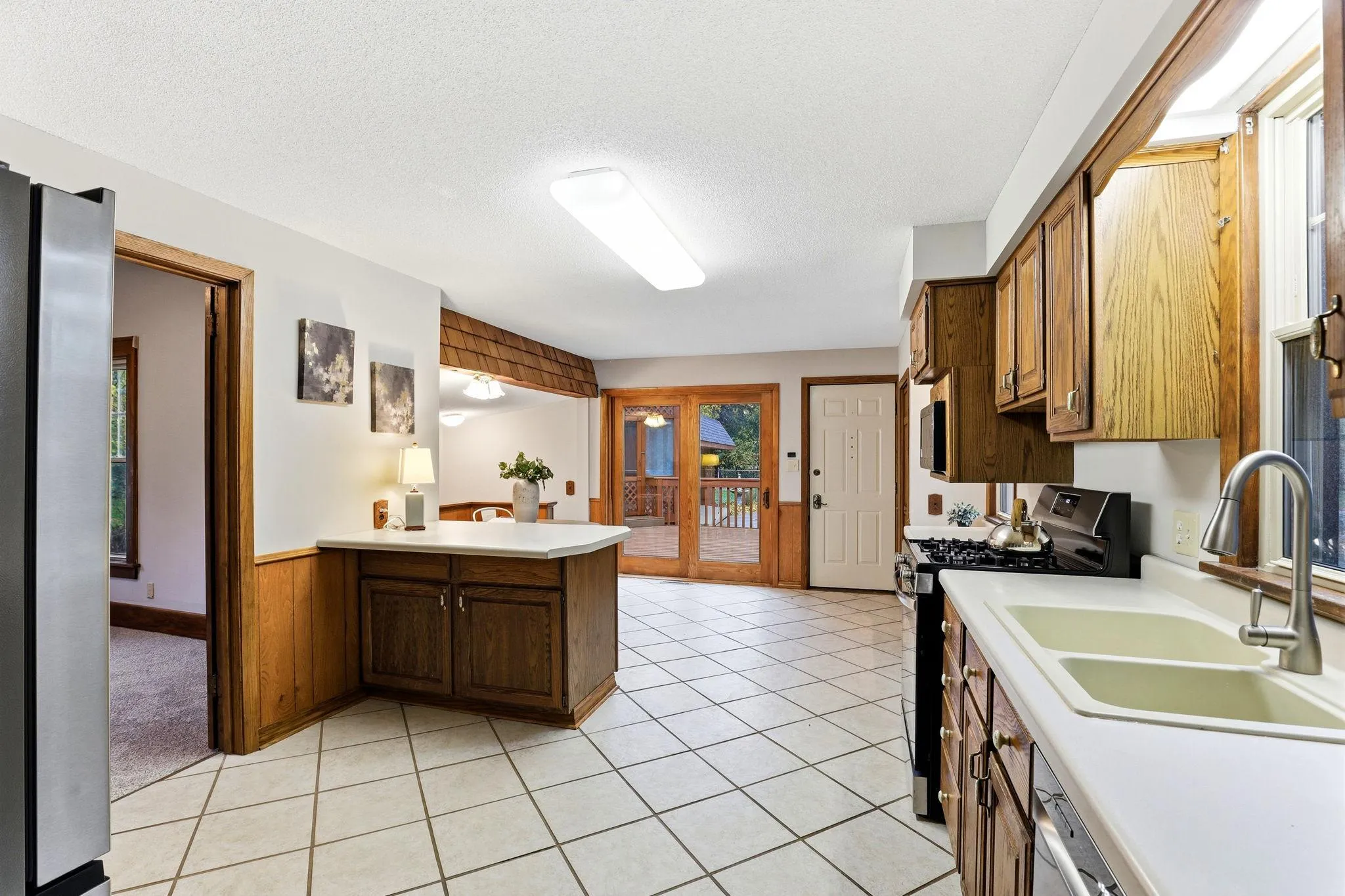 Photo 12 of 2520 4th Street