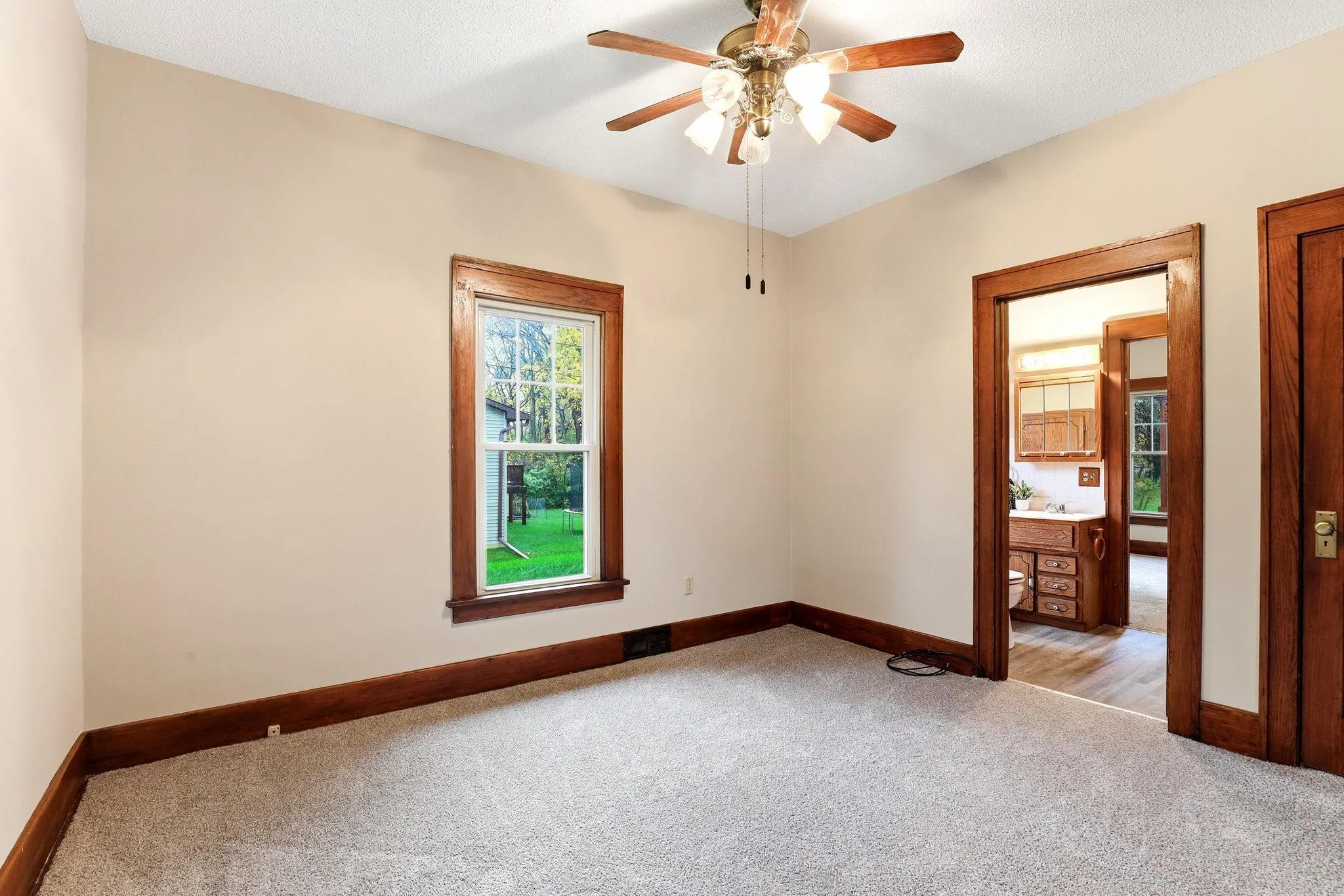 Photo 16 of 2520 4th Street
