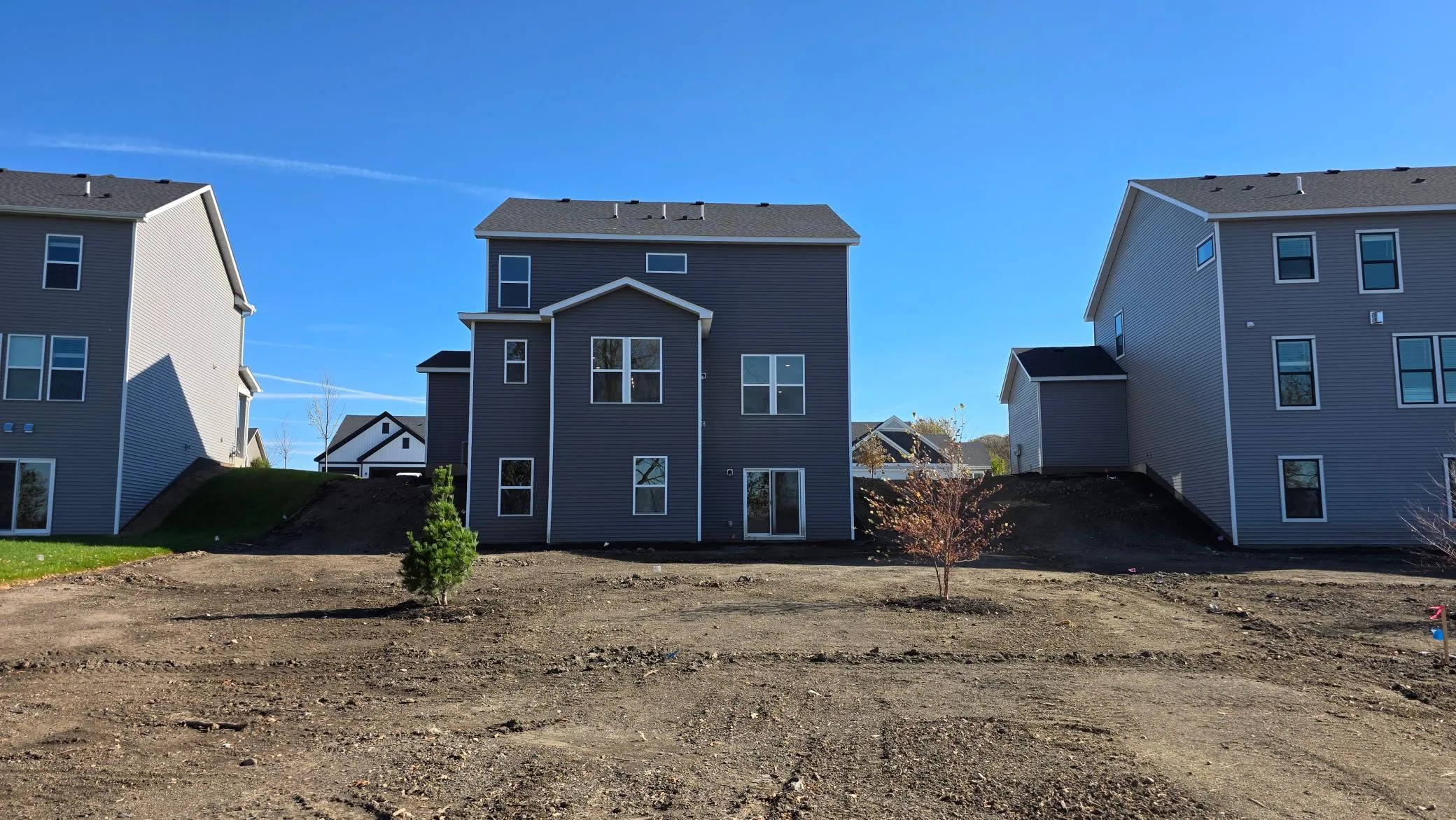 Photo 3 of 3736 Holbrook Drive