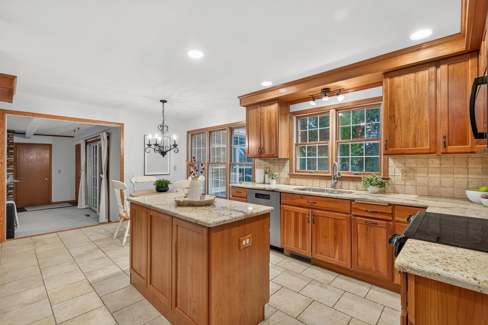 Photo 9 of 8906 138th Street Court
