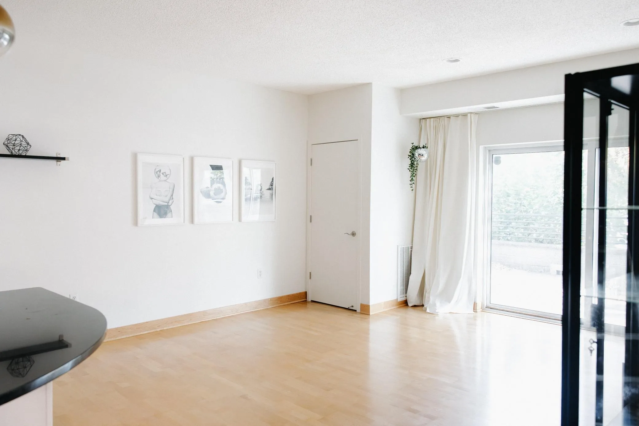Photo 8 of 4750 53rd E Street Unit 103