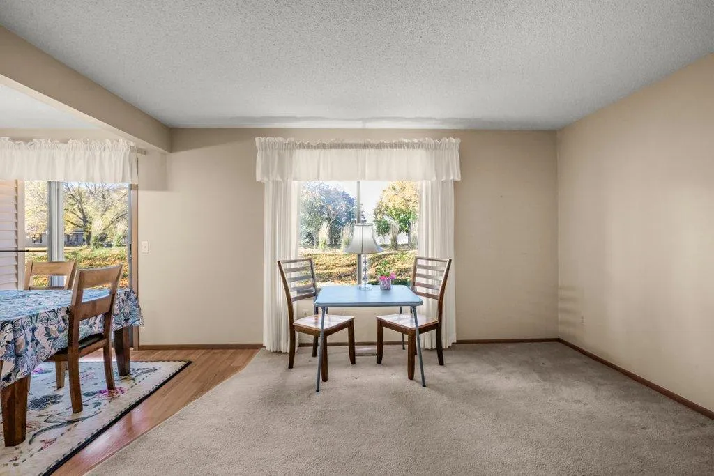 Photo 12 of 14312 Glenda Drive