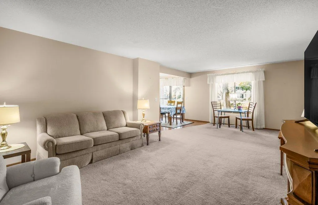 Photo 7 of 14312 Glenda Drive