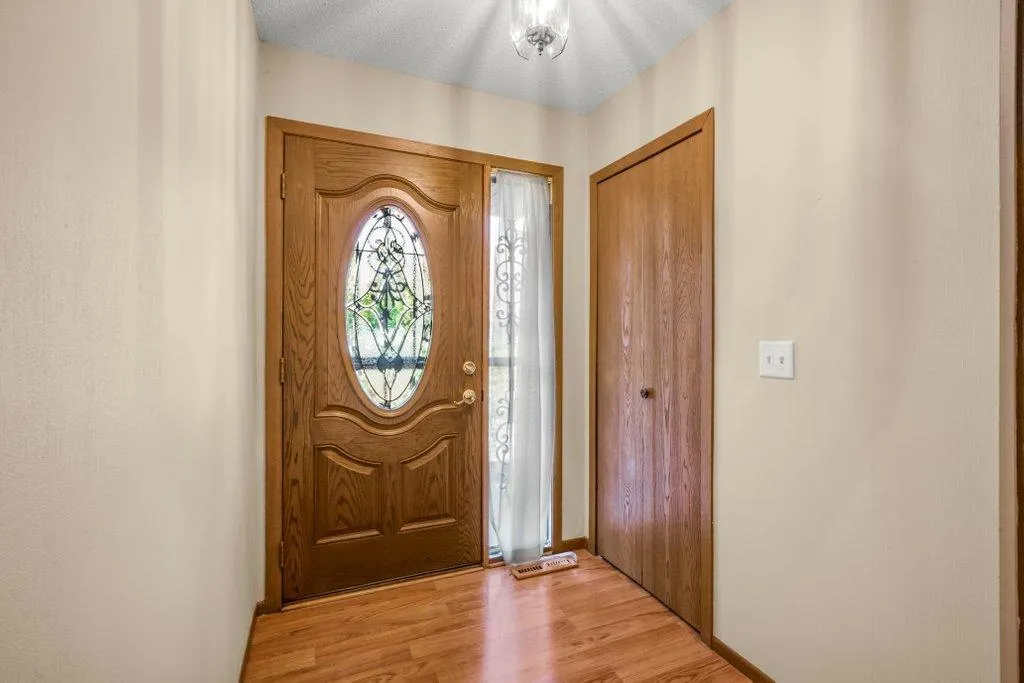 Photo 8 of 14312 Glenda Drive