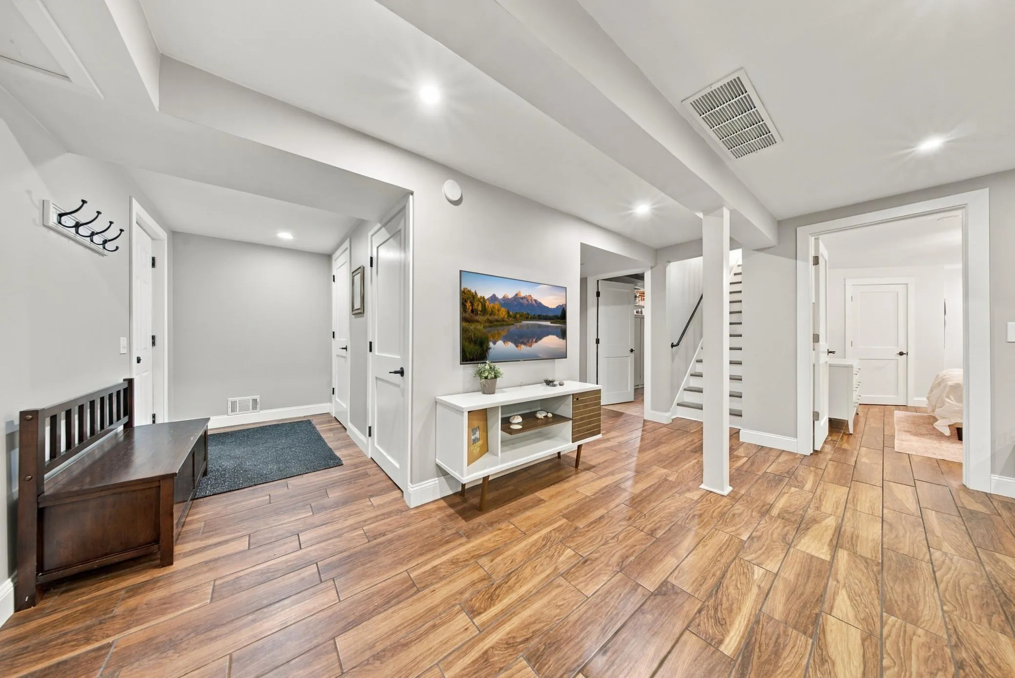 Photo 20 of 57 Birnamwood Drive