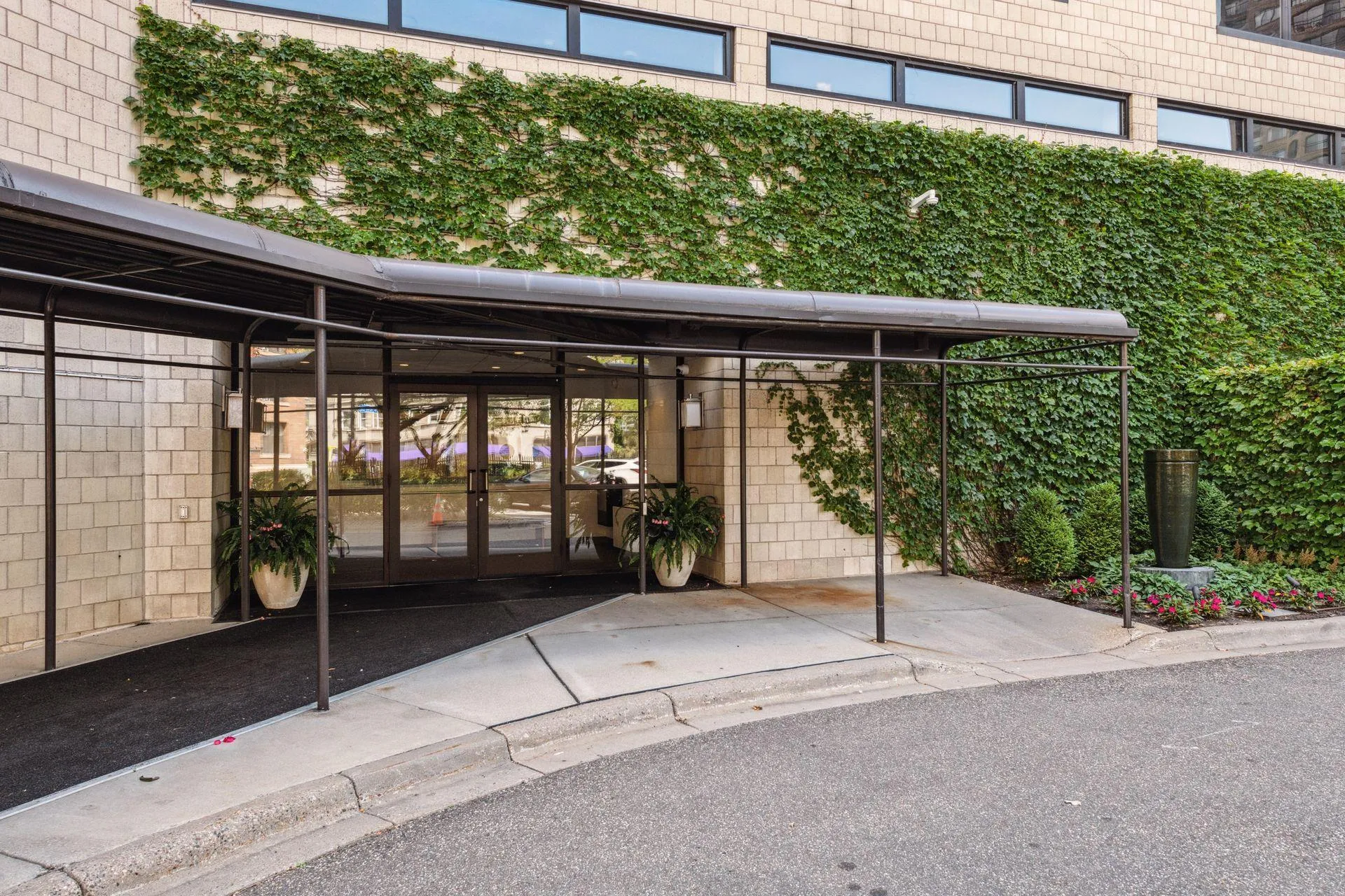 Photo 54 of 1200 Nicollet Avenue Unit 723