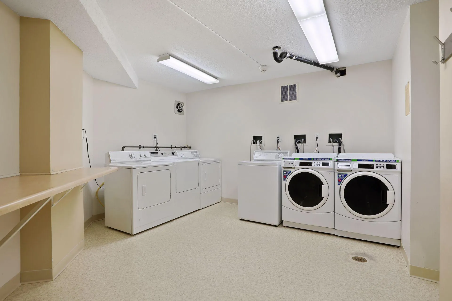Photo 32 of 1200 Nicollet Avenue Unit 723