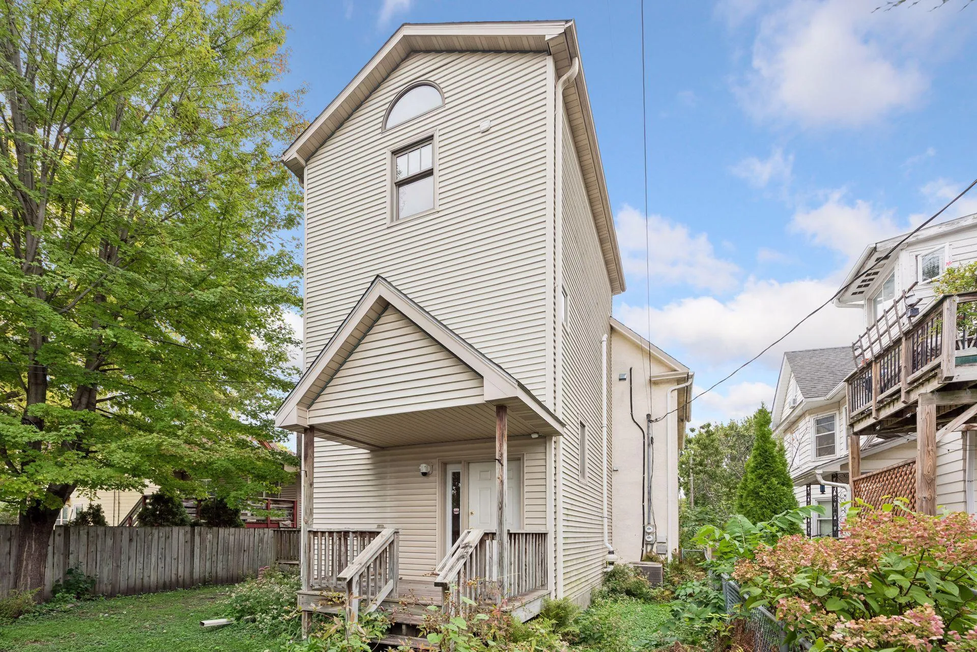 Photo 61 of 727 Madison Ne Street