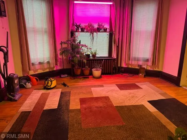 Photo 12 of 254 Aurora Avenue