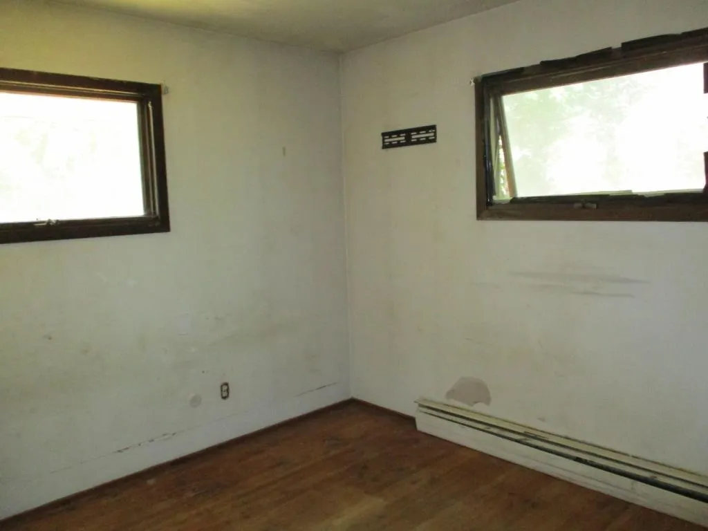 Photo 11 of 5333 Hugo Road