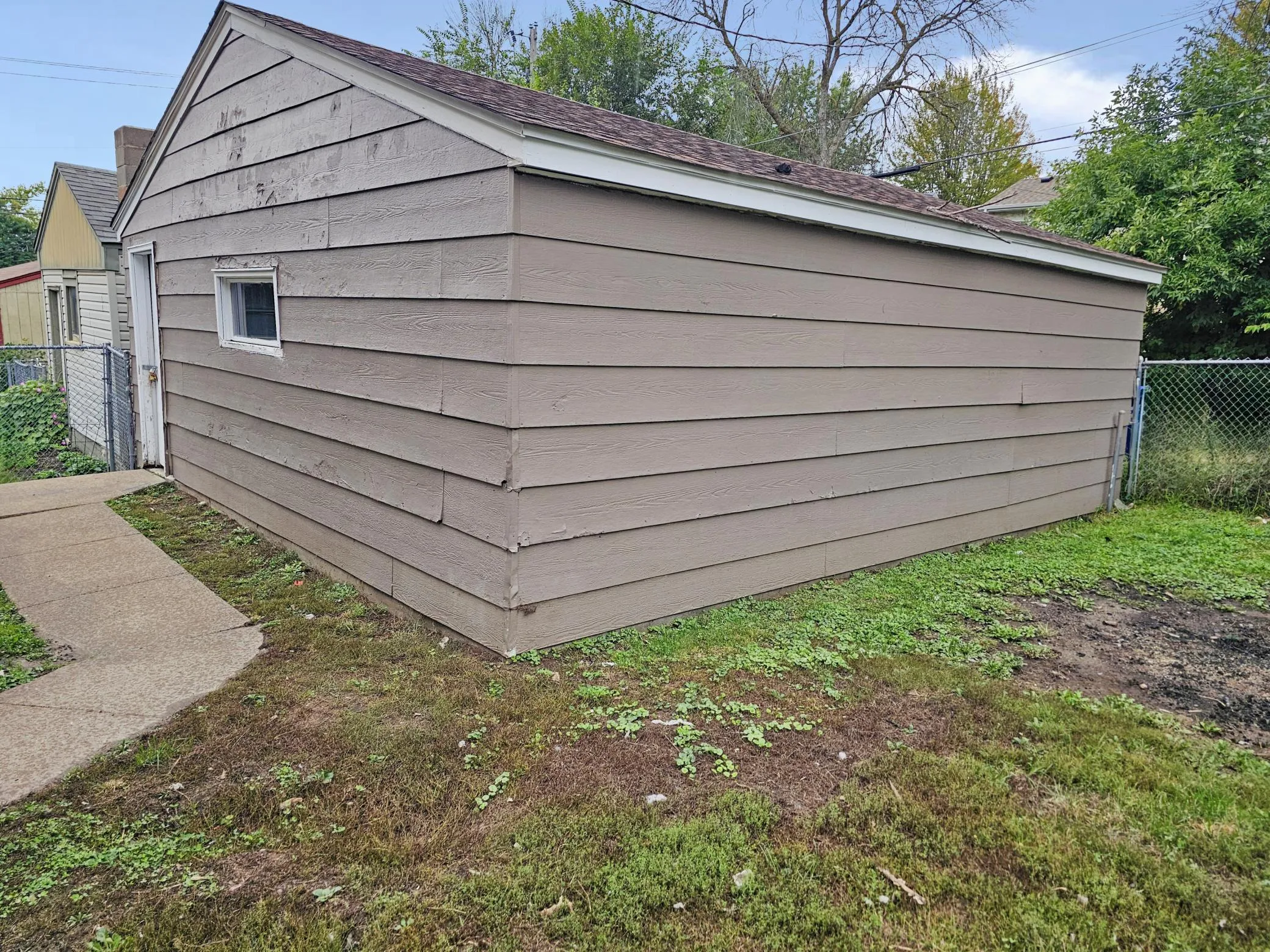 Photo 14 of 1791 York Avenue