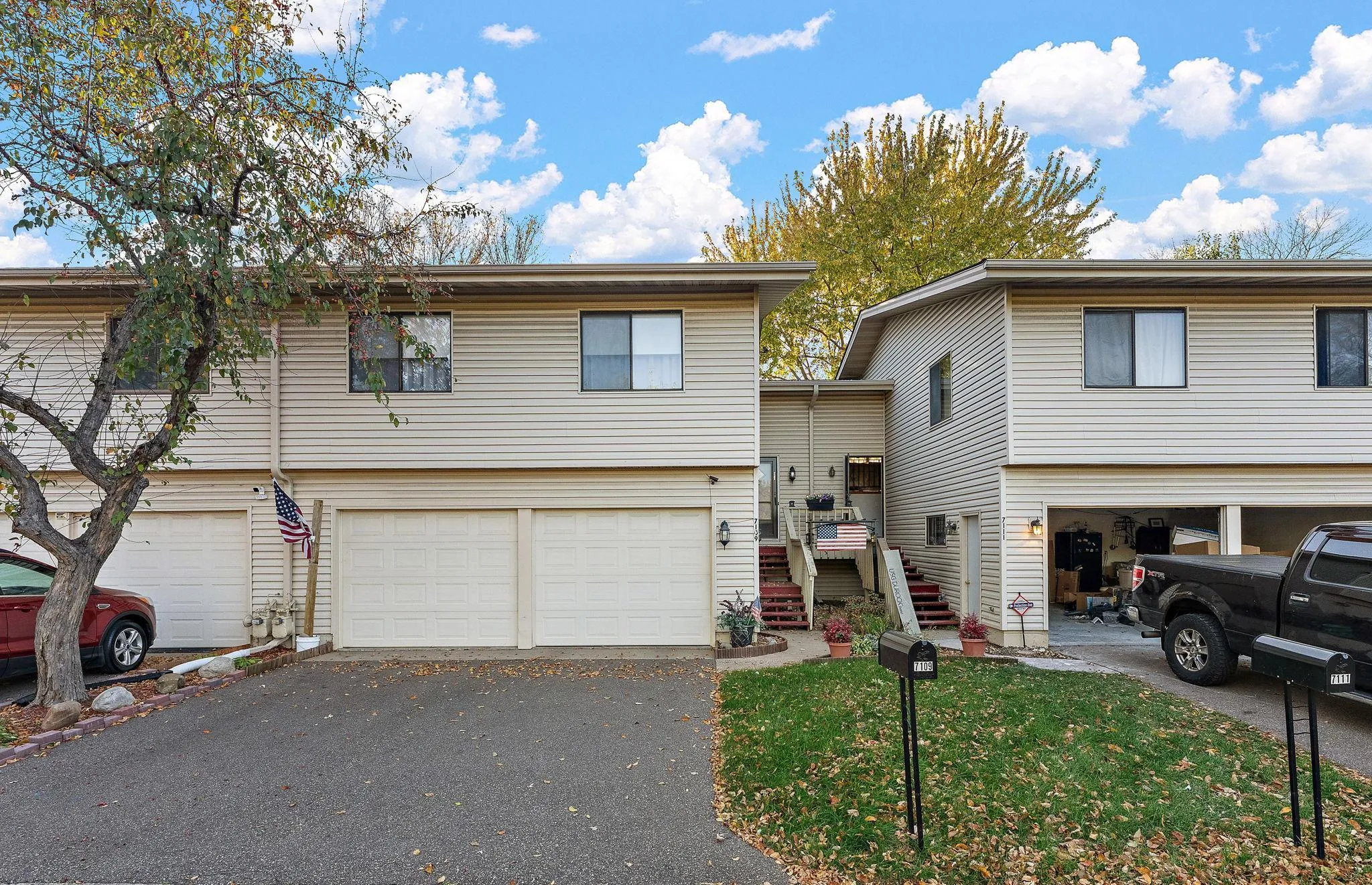 Photo 2 of 7109 Brooklyn Place