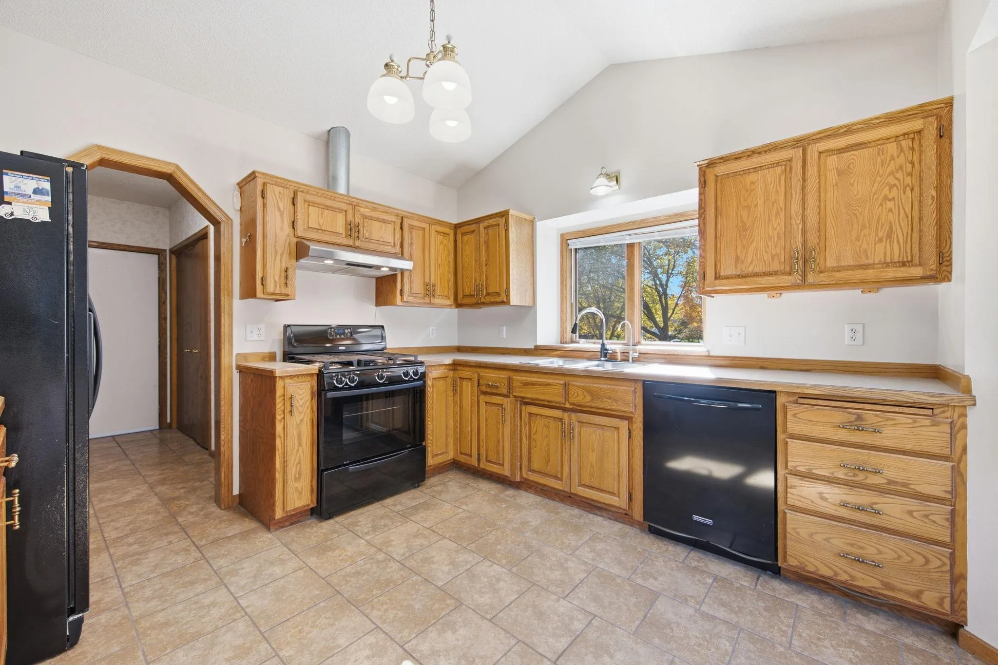 Photo 4 of 1716 Slater Lane