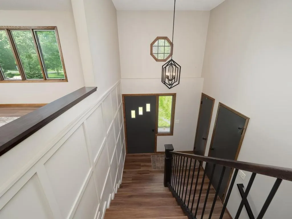 Photo 5 of 10638 Maple Lane