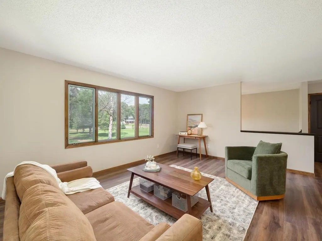 Photo 8 of 10638 Maple Lane