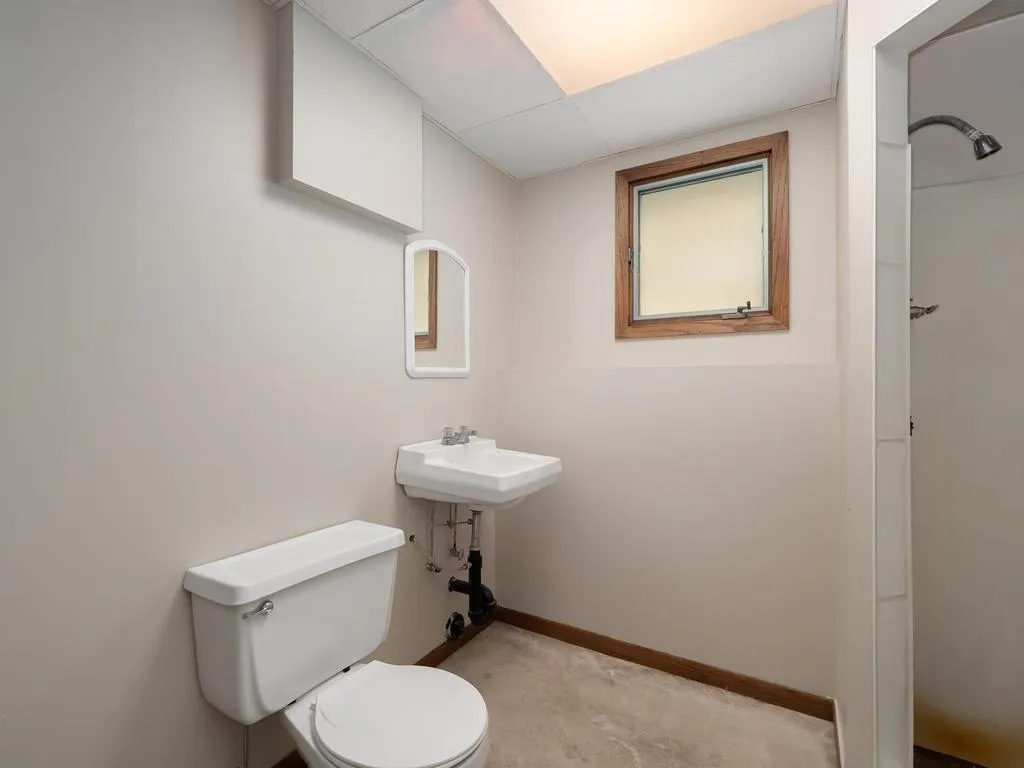 Photo 21 of 10638 Maple Lane