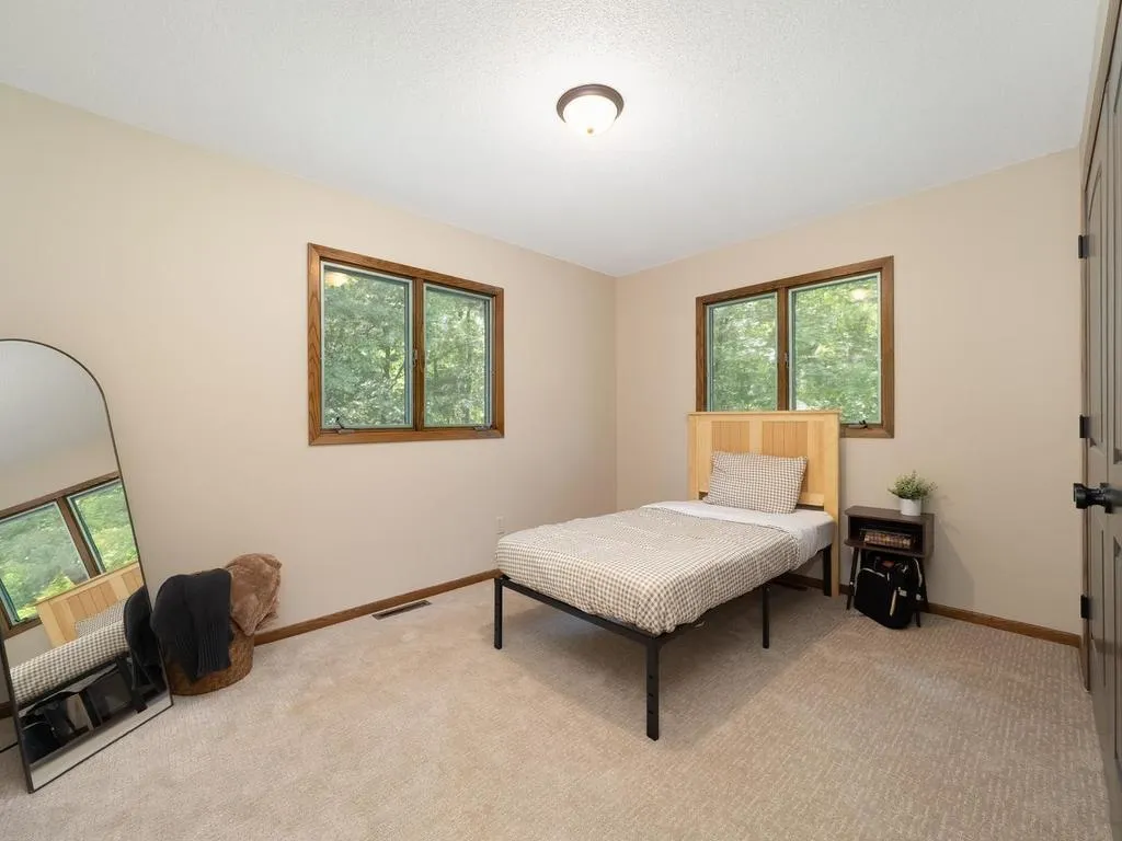 Photo 16 of 10638 Maple Lane