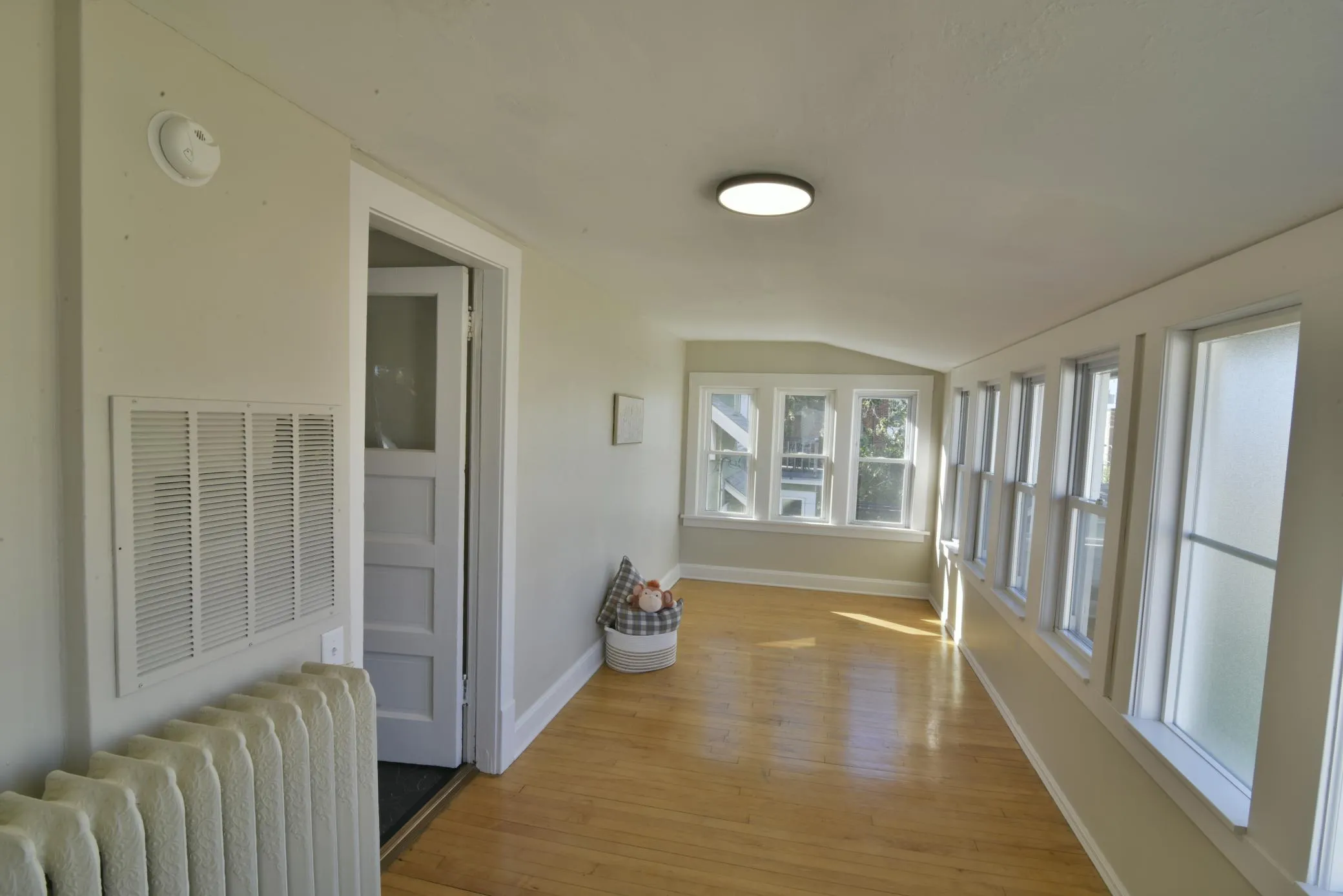 Photo 27 of 1603 Sherburne Avenue