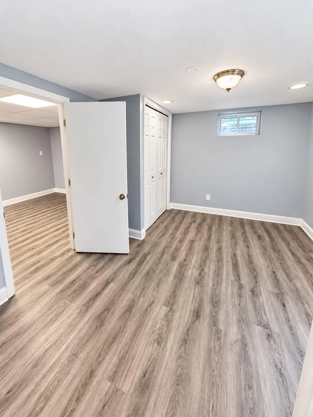 Photo 15 of 1659 Case Avenue