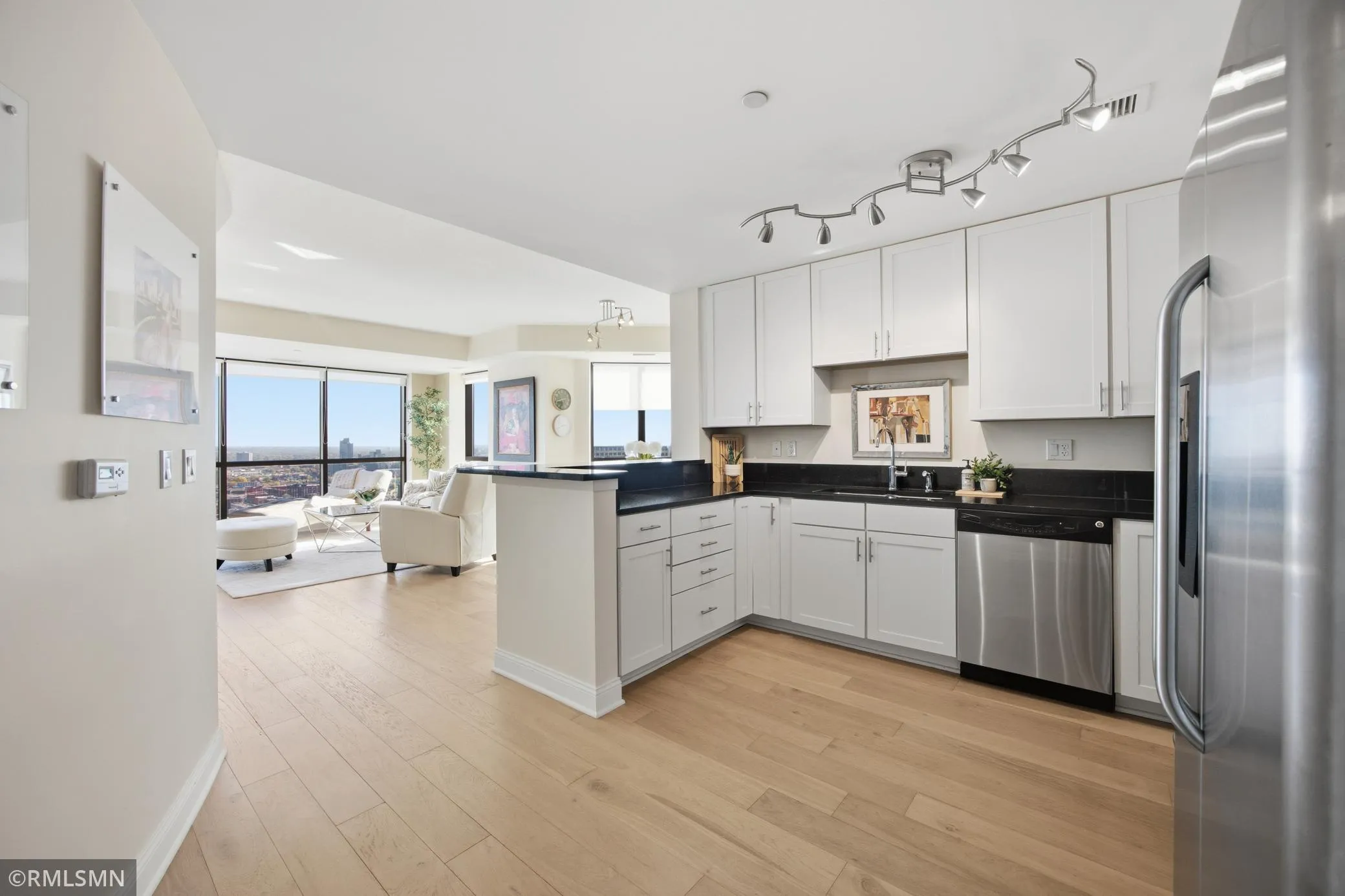 Photo 13 of 100 3rd S Avenue Unit 3008