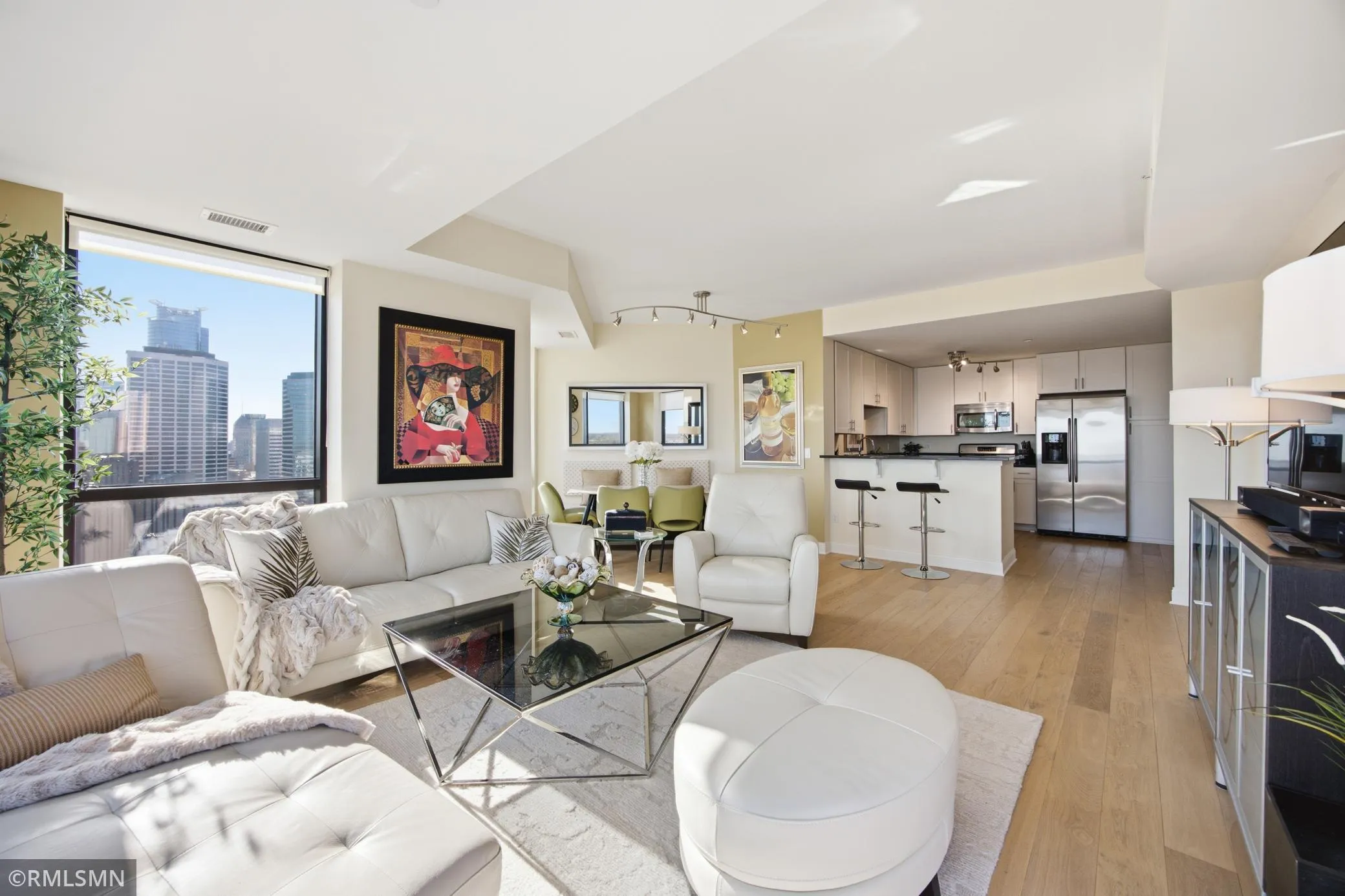 Photo 9 of 100 3rd S Avenue Unit 3008