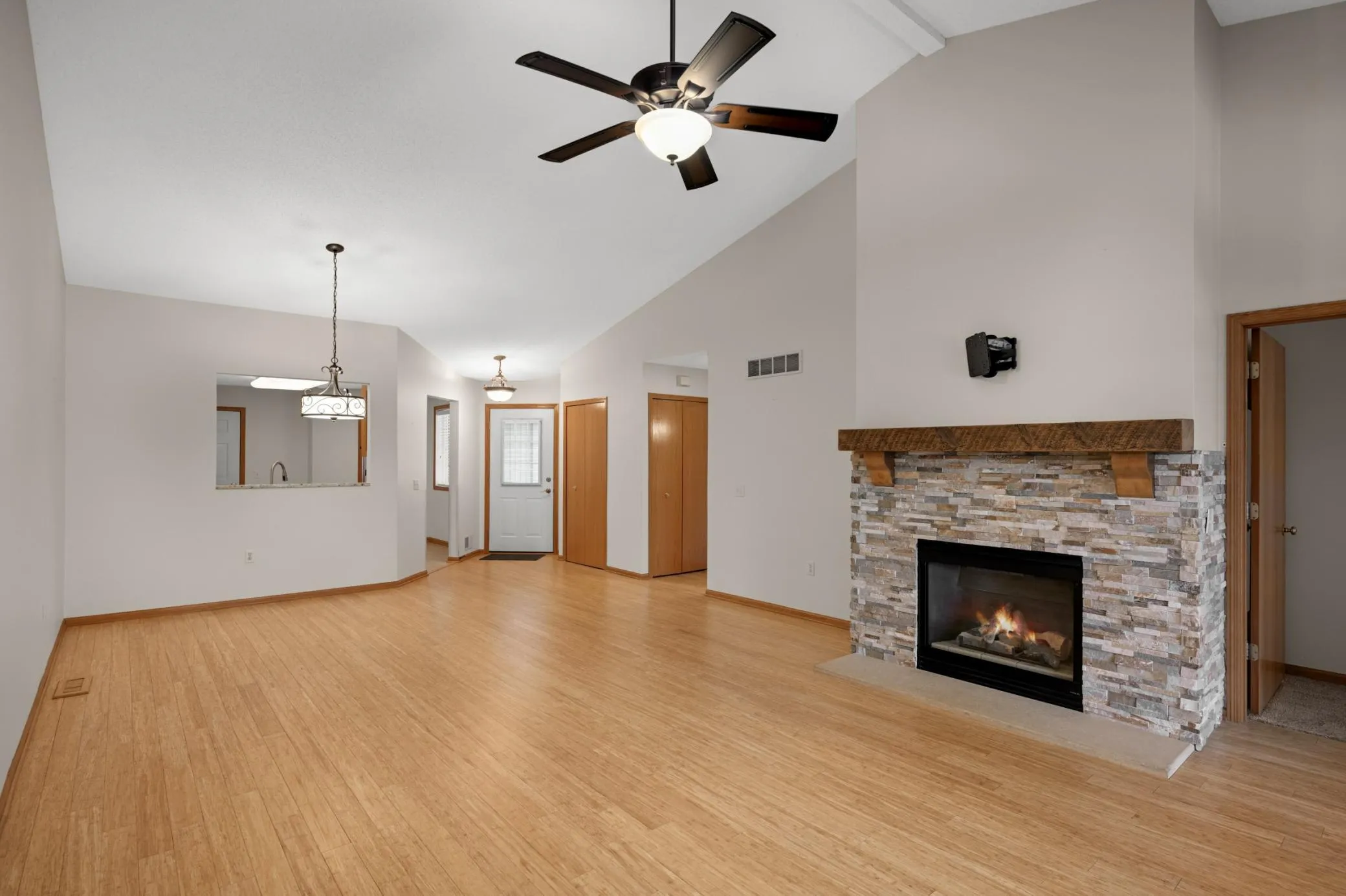Photo 11 of 18716 Kalmar Court