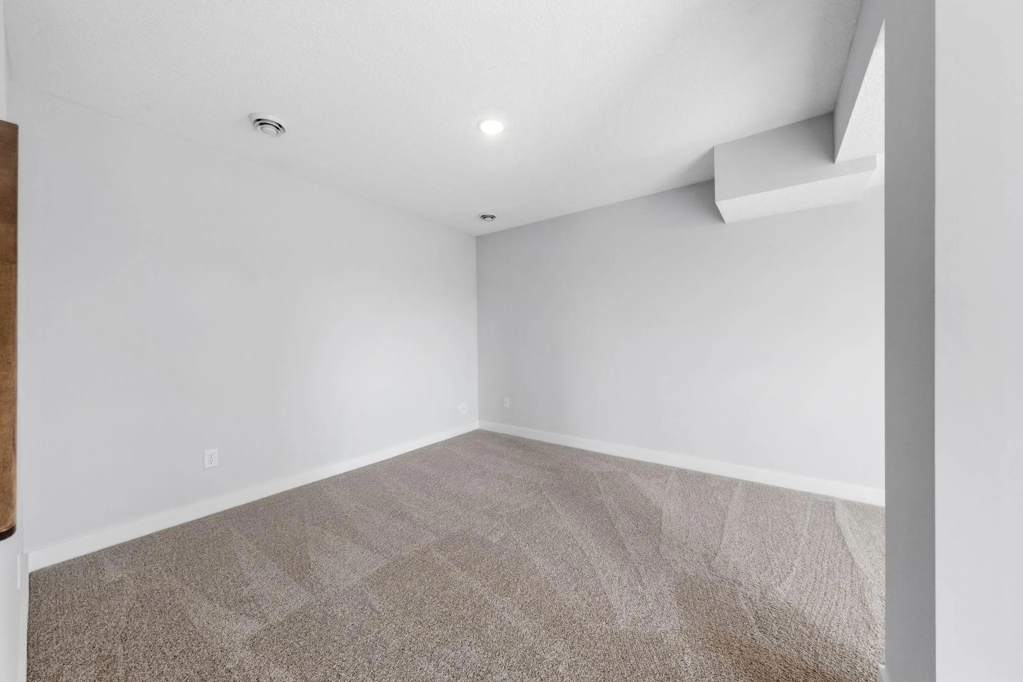 Photo 49 of 15781 Aquila Avenue