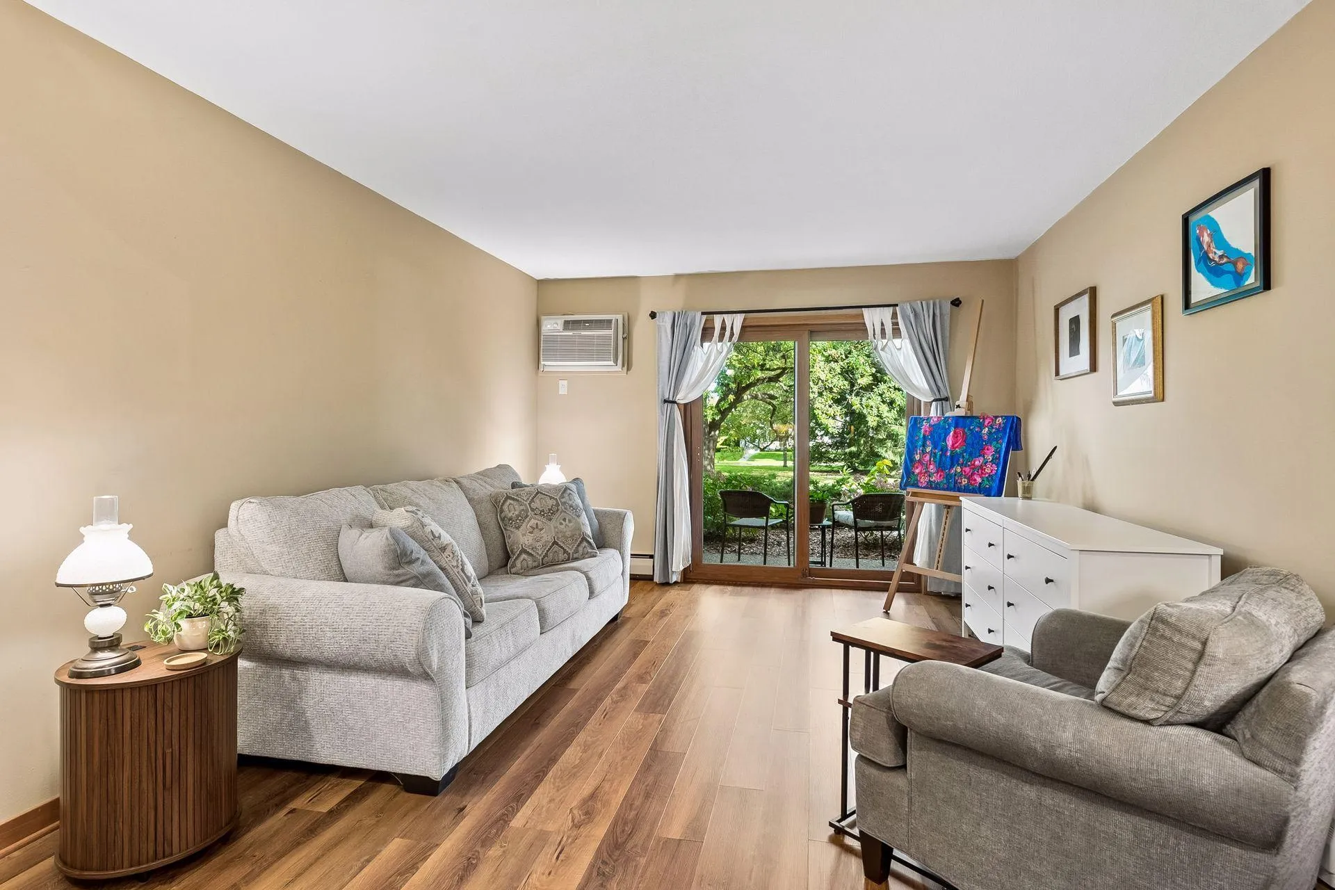 Photo 10 of 2809 E Minnehaha Parkway Unit 103