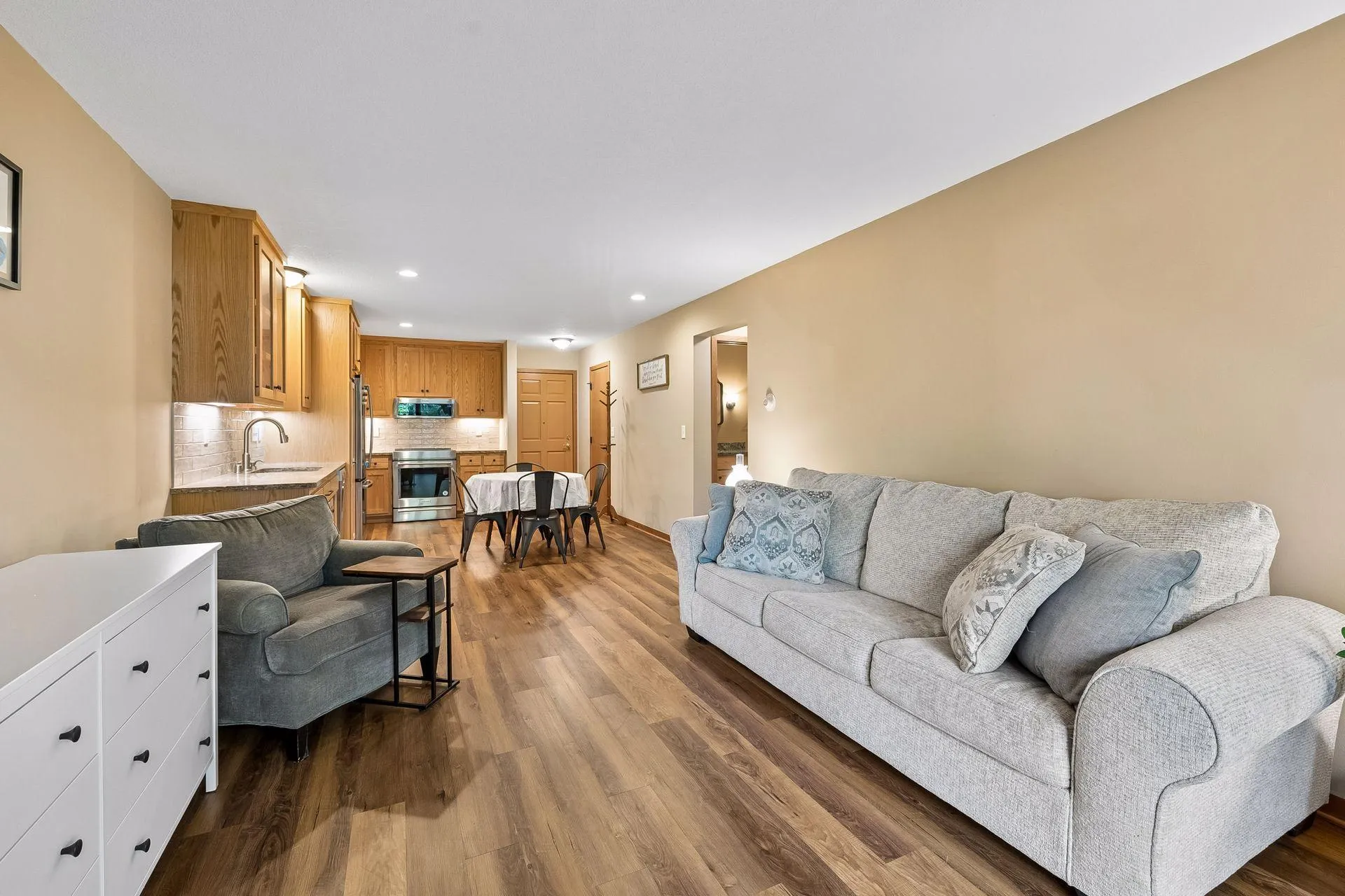 Photo 13 of 2809 E Minnehaha Parkway Unit 103